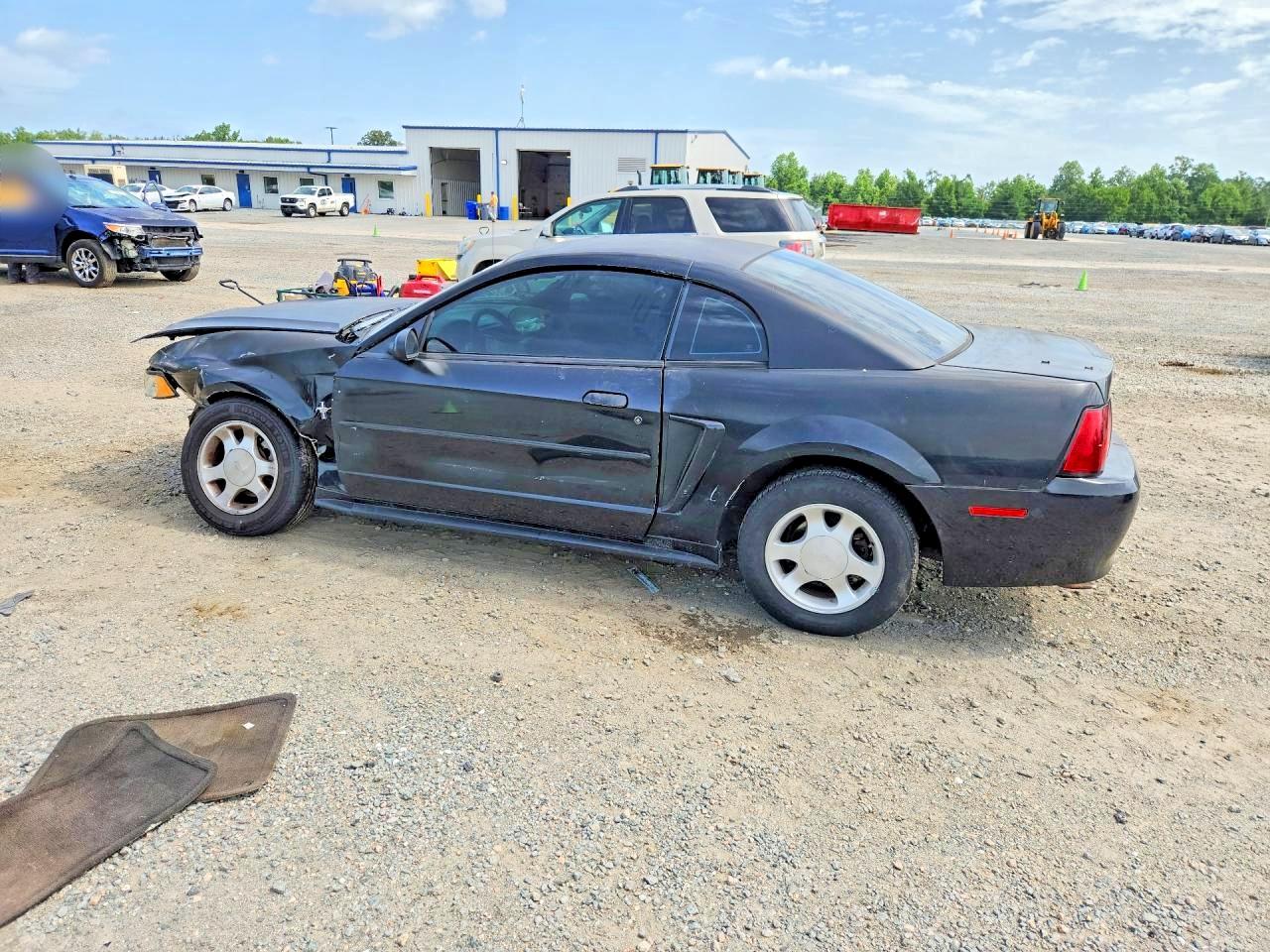 2001 Ford Mustang Black vin: 1FAFP40421F191439