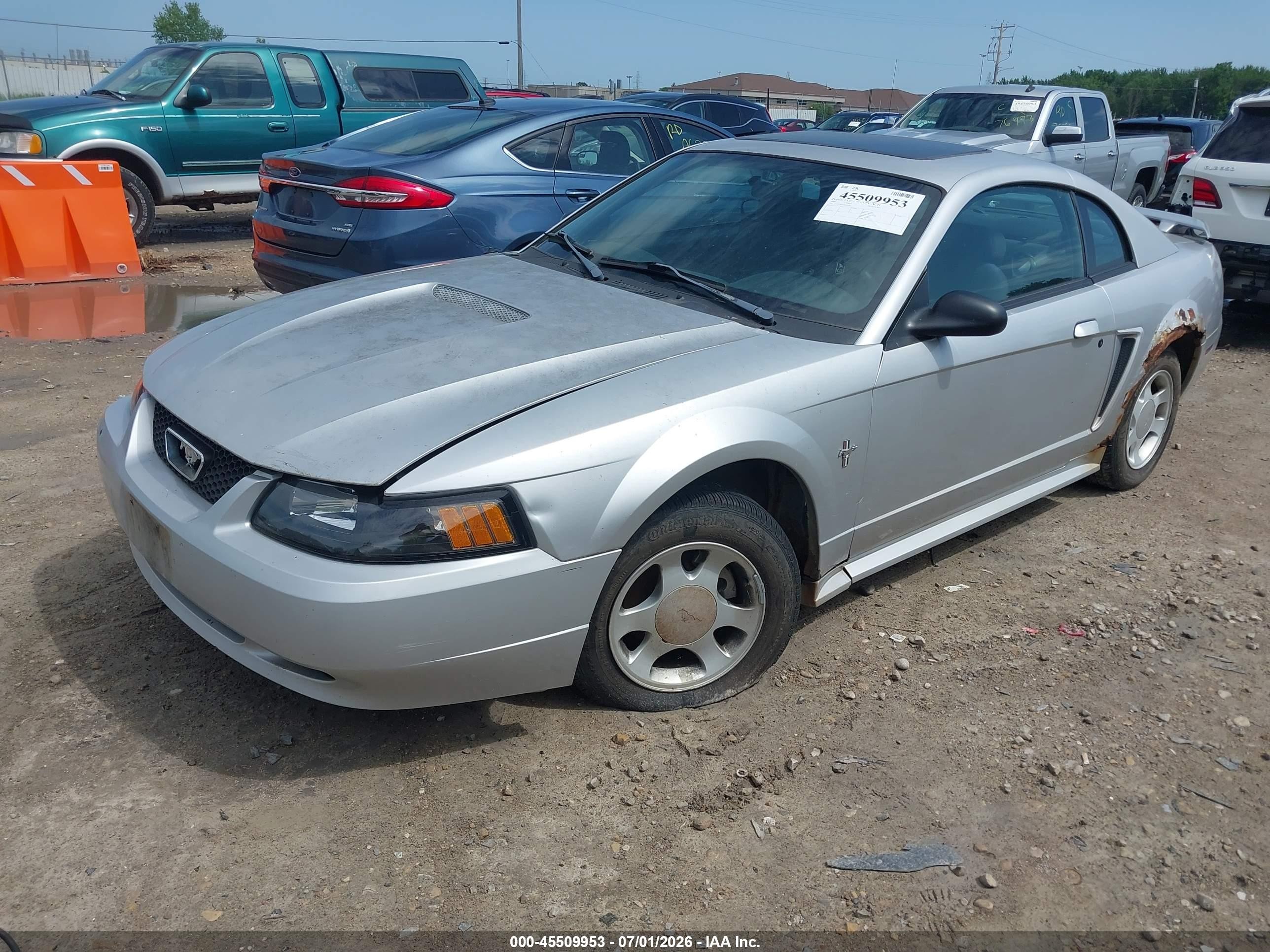 2001 Ford Mustang   Gray vin: 1FAFP40421F203007