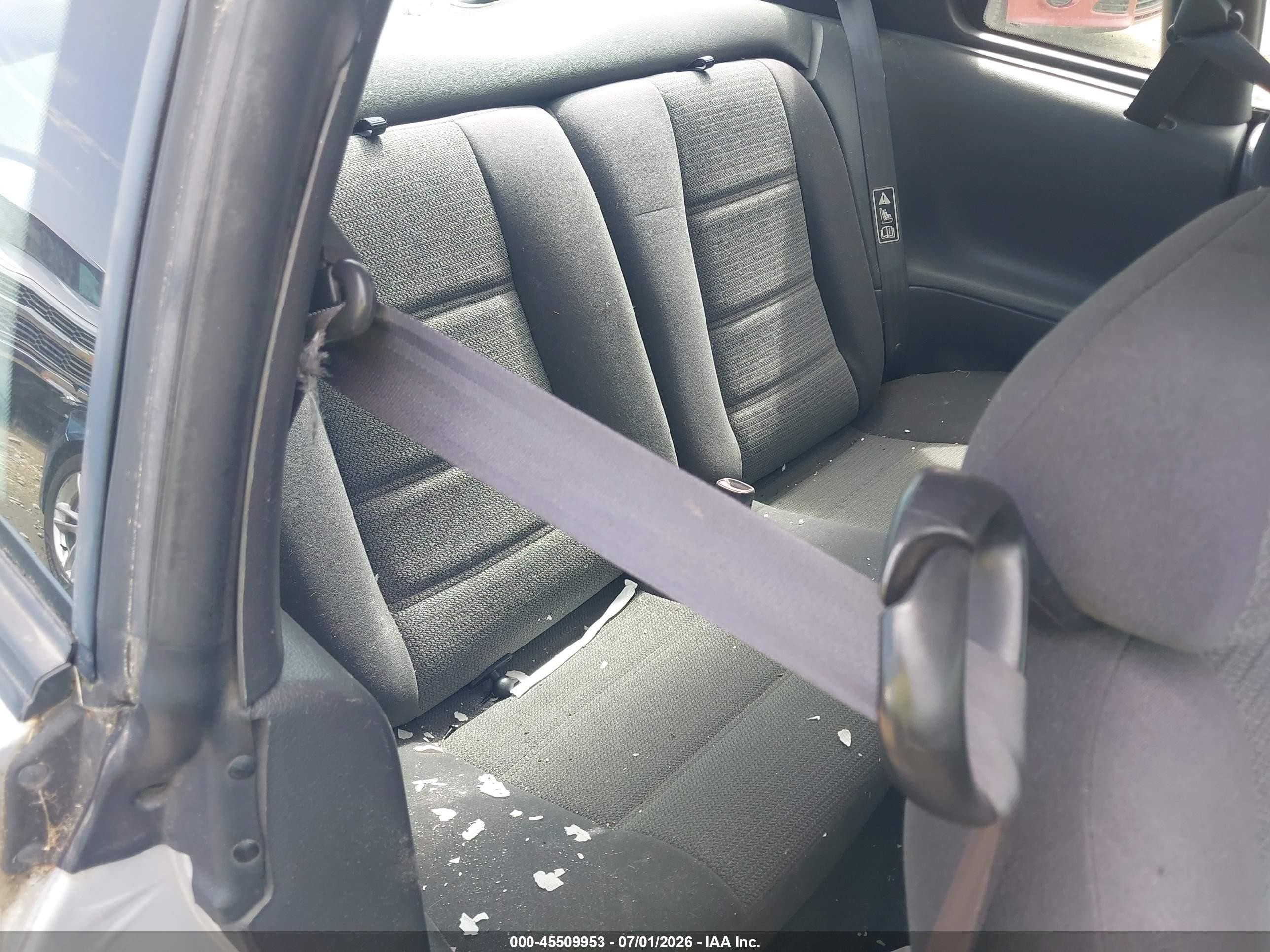 2001 Ford Mustang   Gray vin: 1FAFP40421F203007