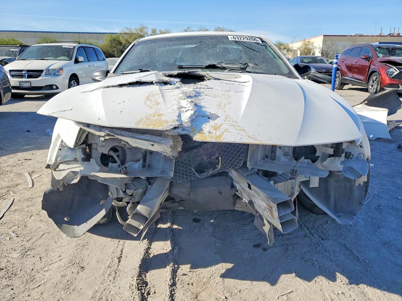 2002 Ford Mustang White vin: 1FAFP40422F156515