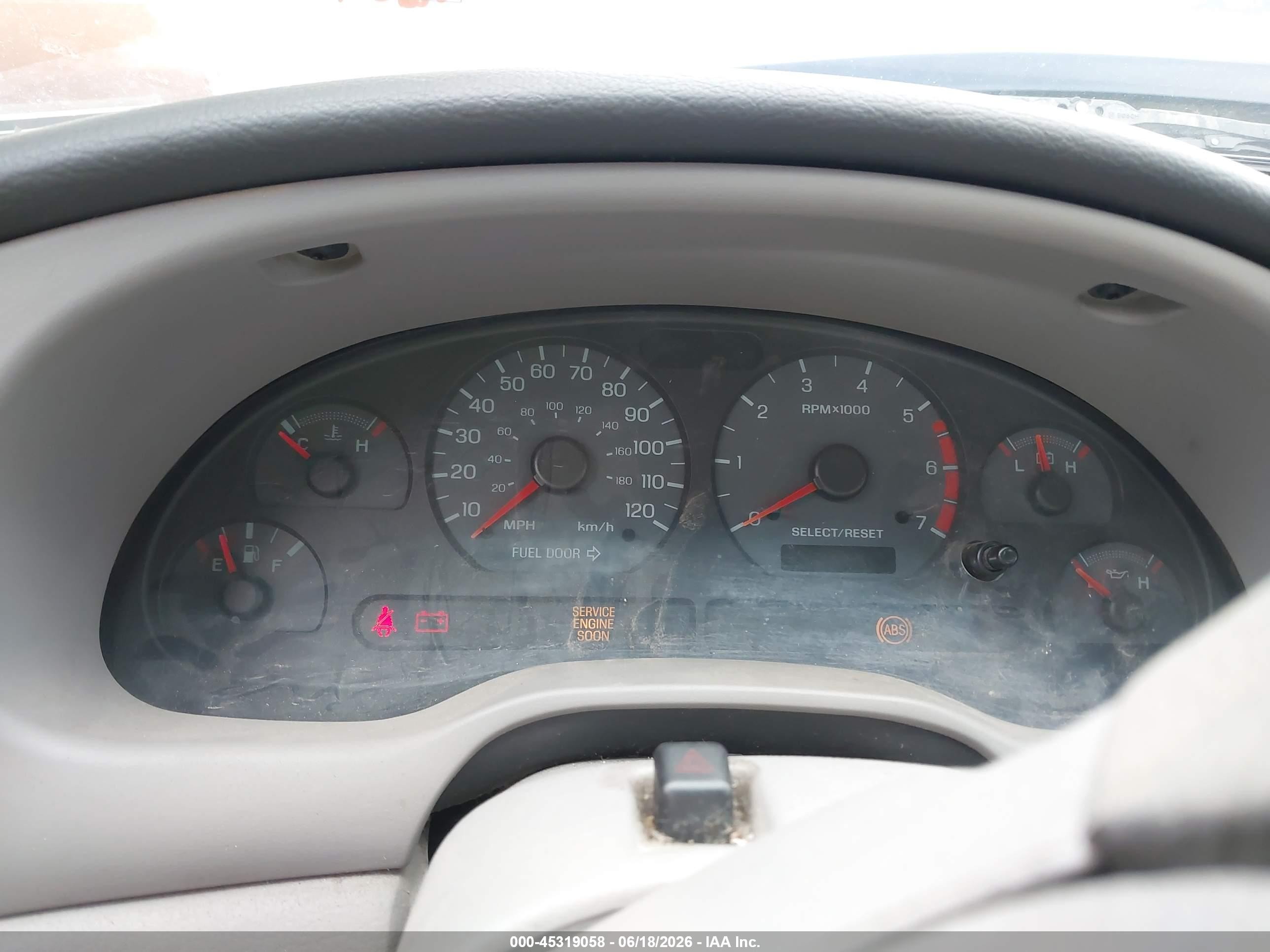 2002 Ford Mustang   Dark Blue vin: 1FAFP40422F159186