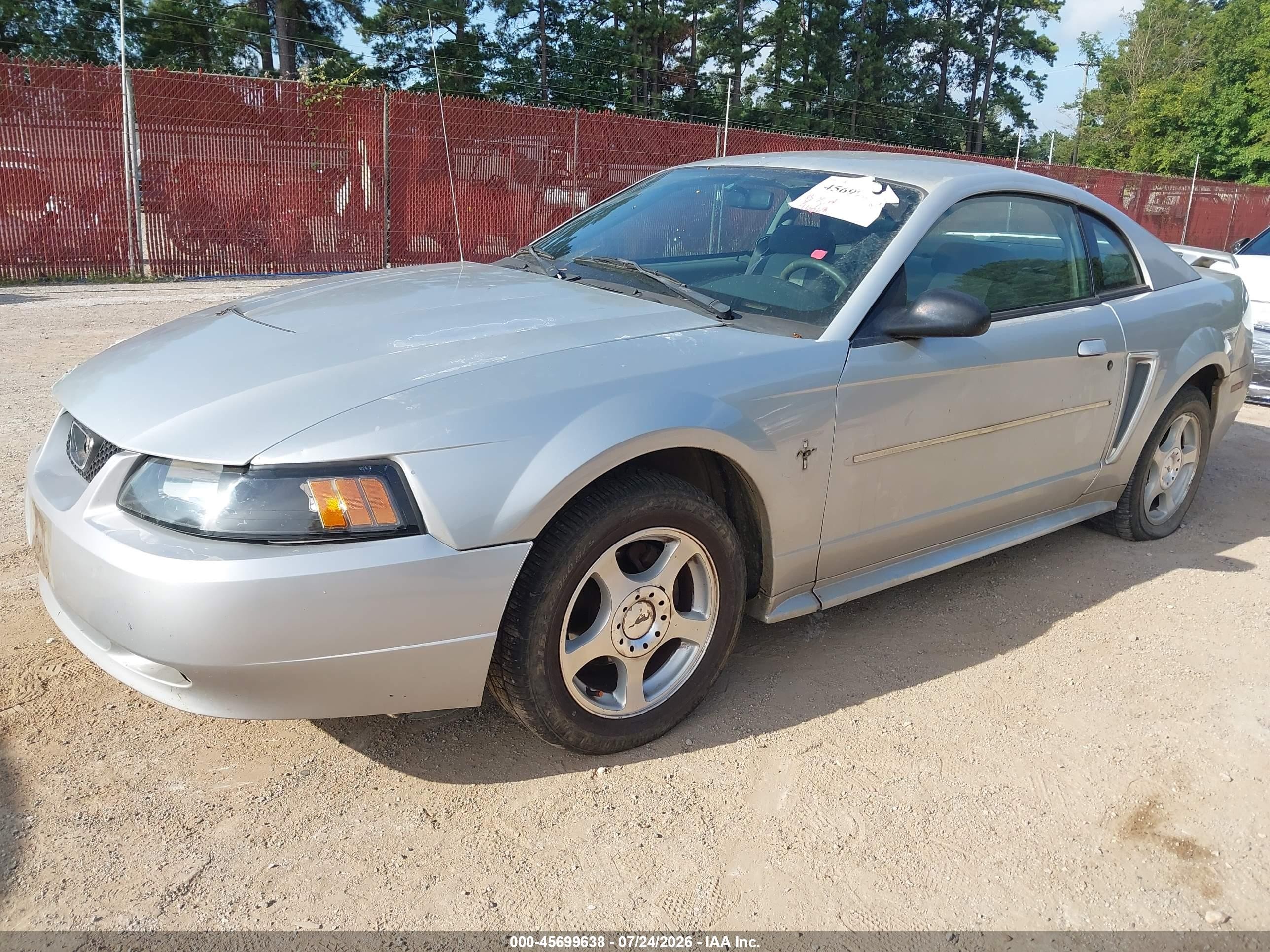 2003 Ford Mustang   Silver vin: 1FAFP40423F437635