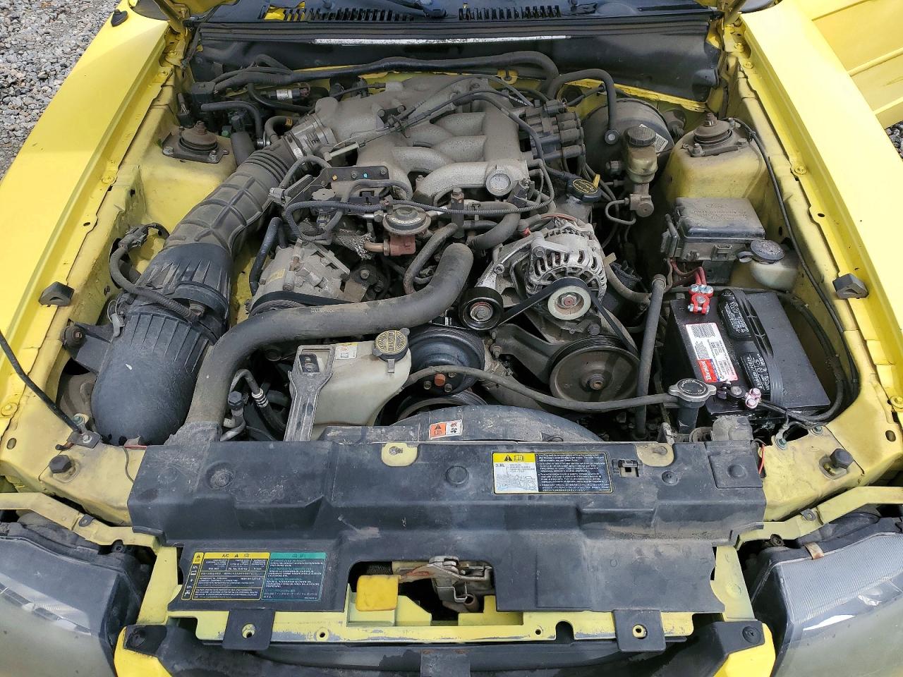 2003 Ford Mustang Желтый vin: 1FAFP40423F439711