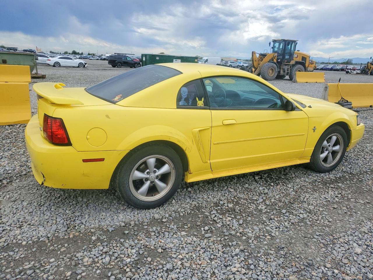2003 Ford Mustang Желтый vin: 1FAFP40423F439711