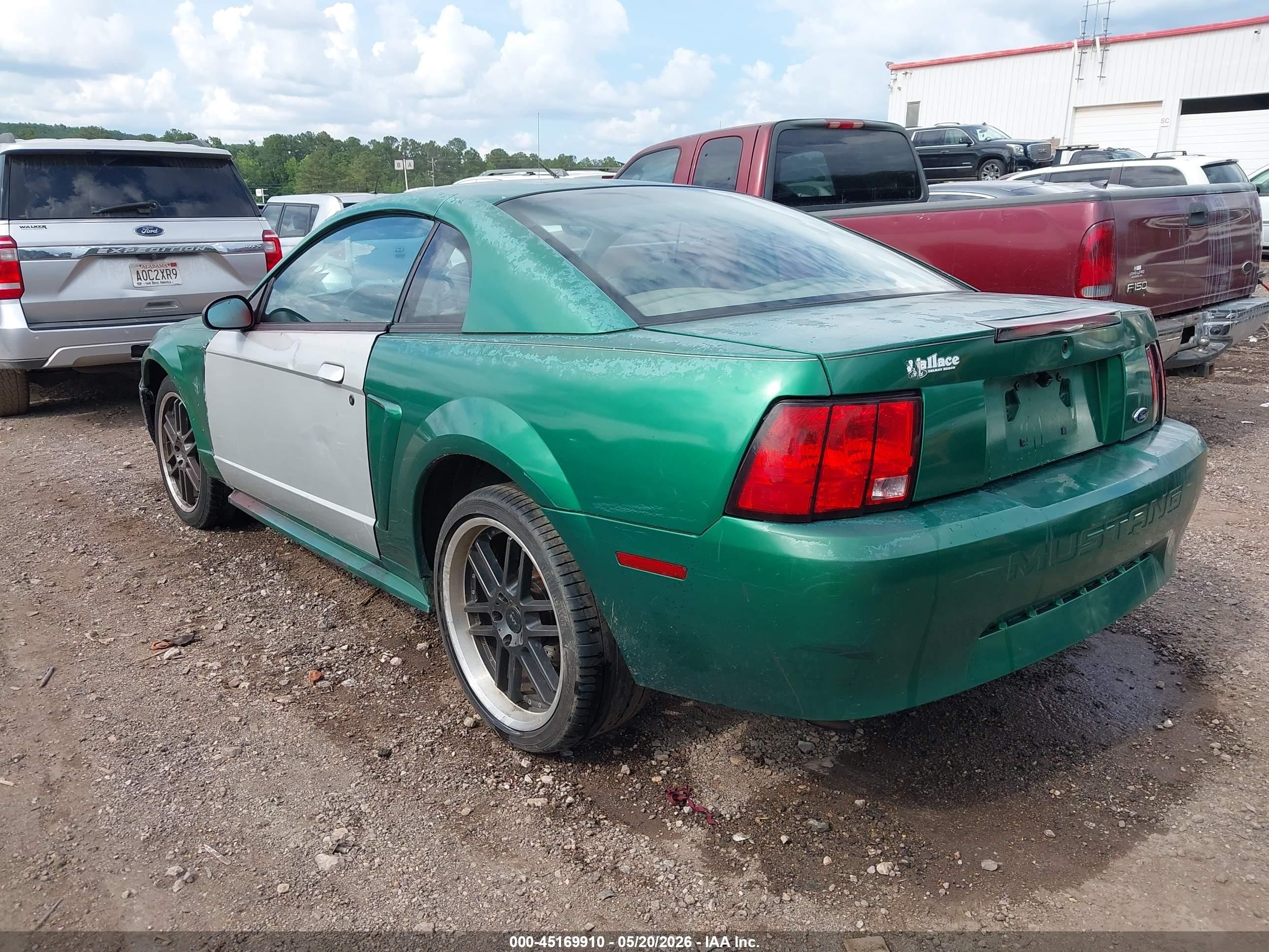 1999 Ford Mustang   Green vin: 1FAFP4042XF101991