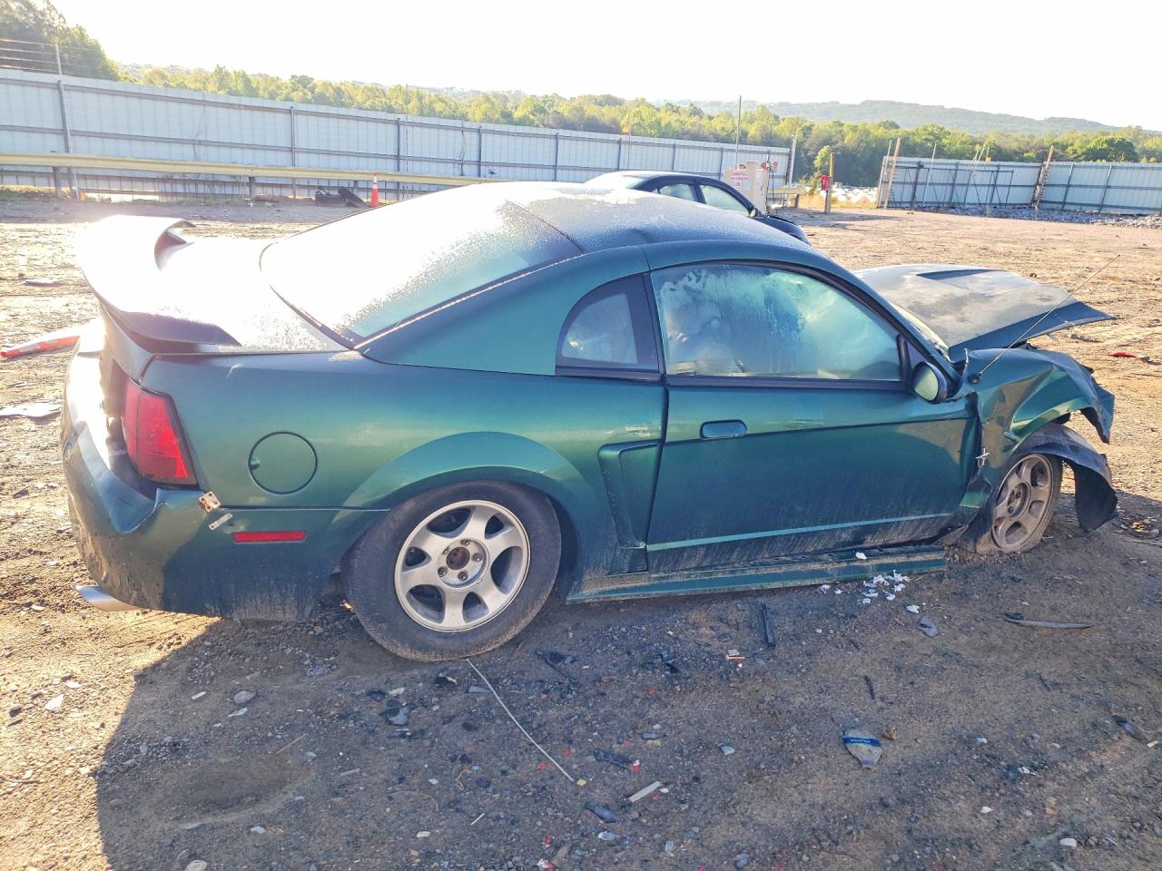 2000 Ford Mustang Green vin: 1FAFP4042YF222697