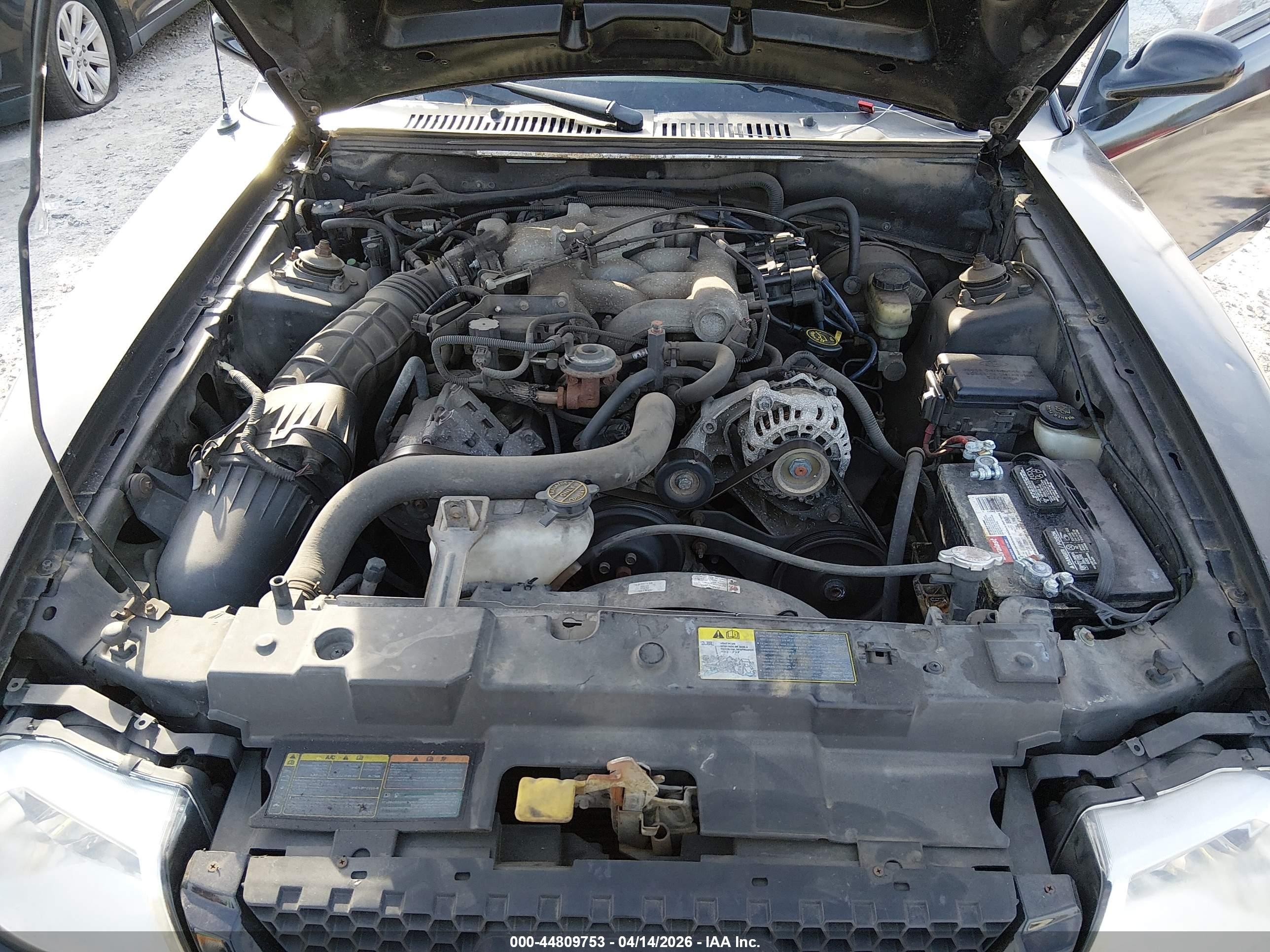 2002 Ford Mustang   Черный vin: 1FAFP40432F242660