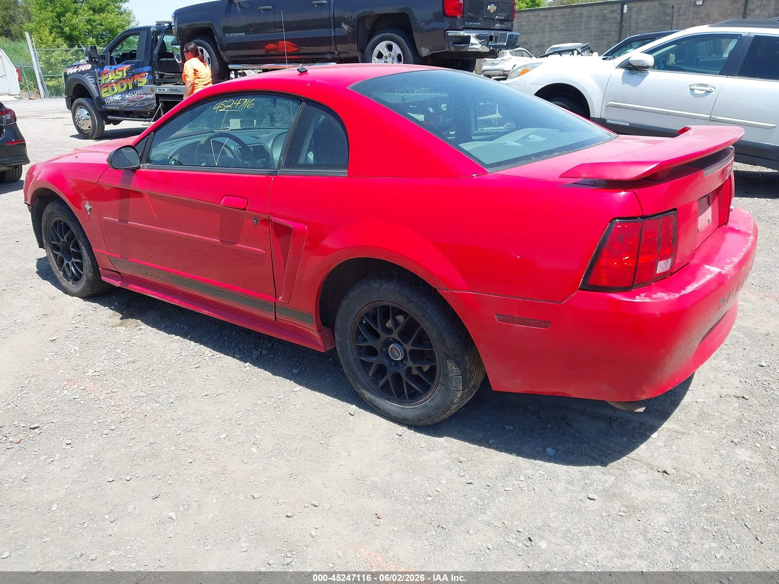 2003 Ford Mustang   Red vin: 1FAFP40433F421914