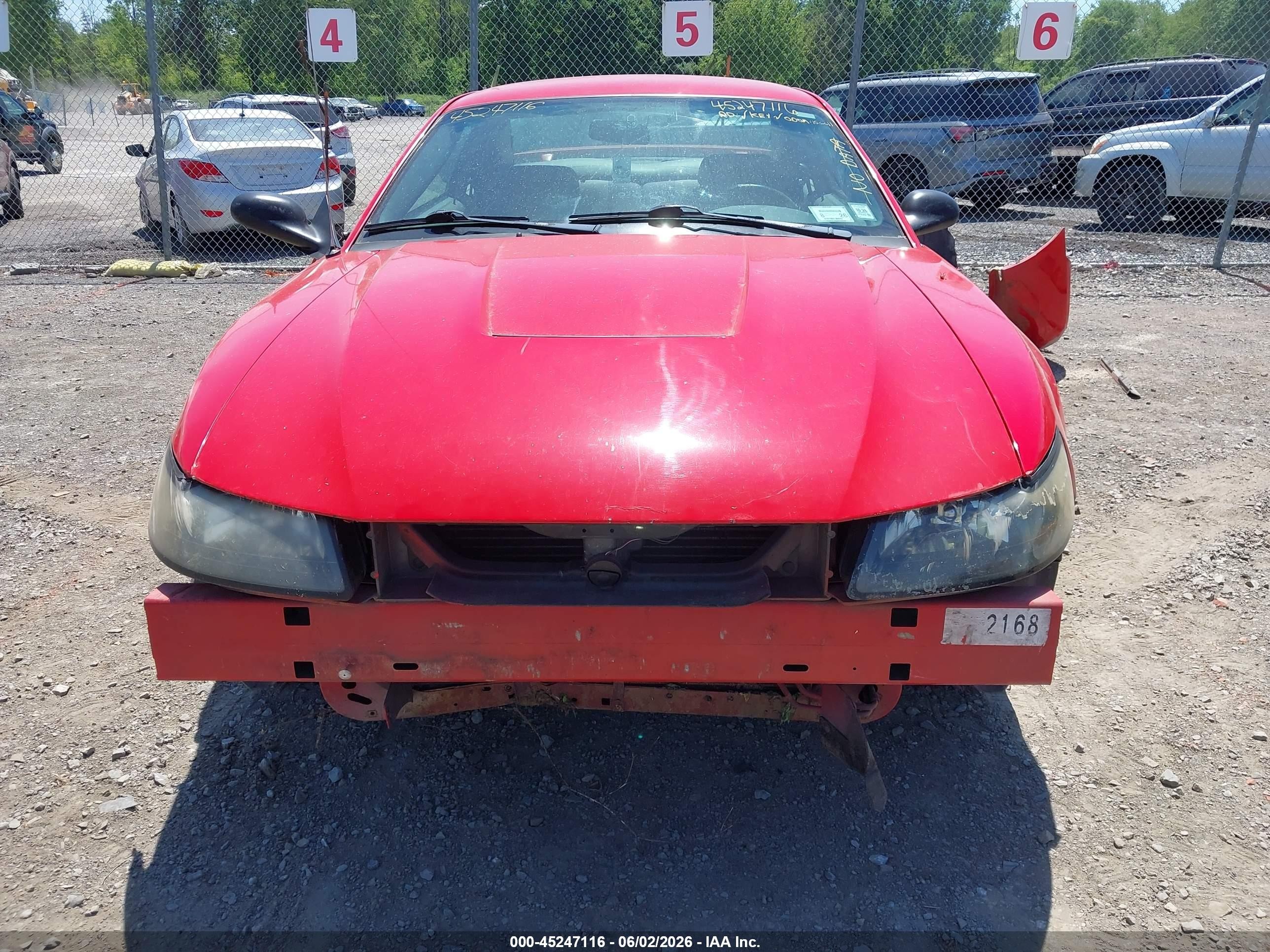 2003 Ford Mustang   Red vin: 1FAFP40433F421914