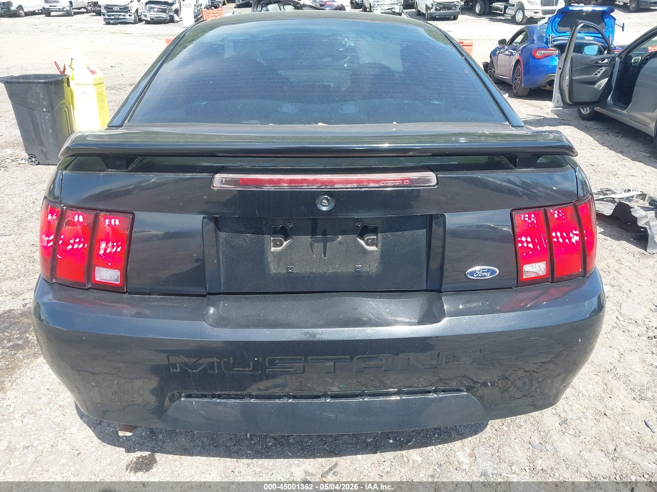 2003 Ford Mustang   Black vin: 1FAFP40433F448532