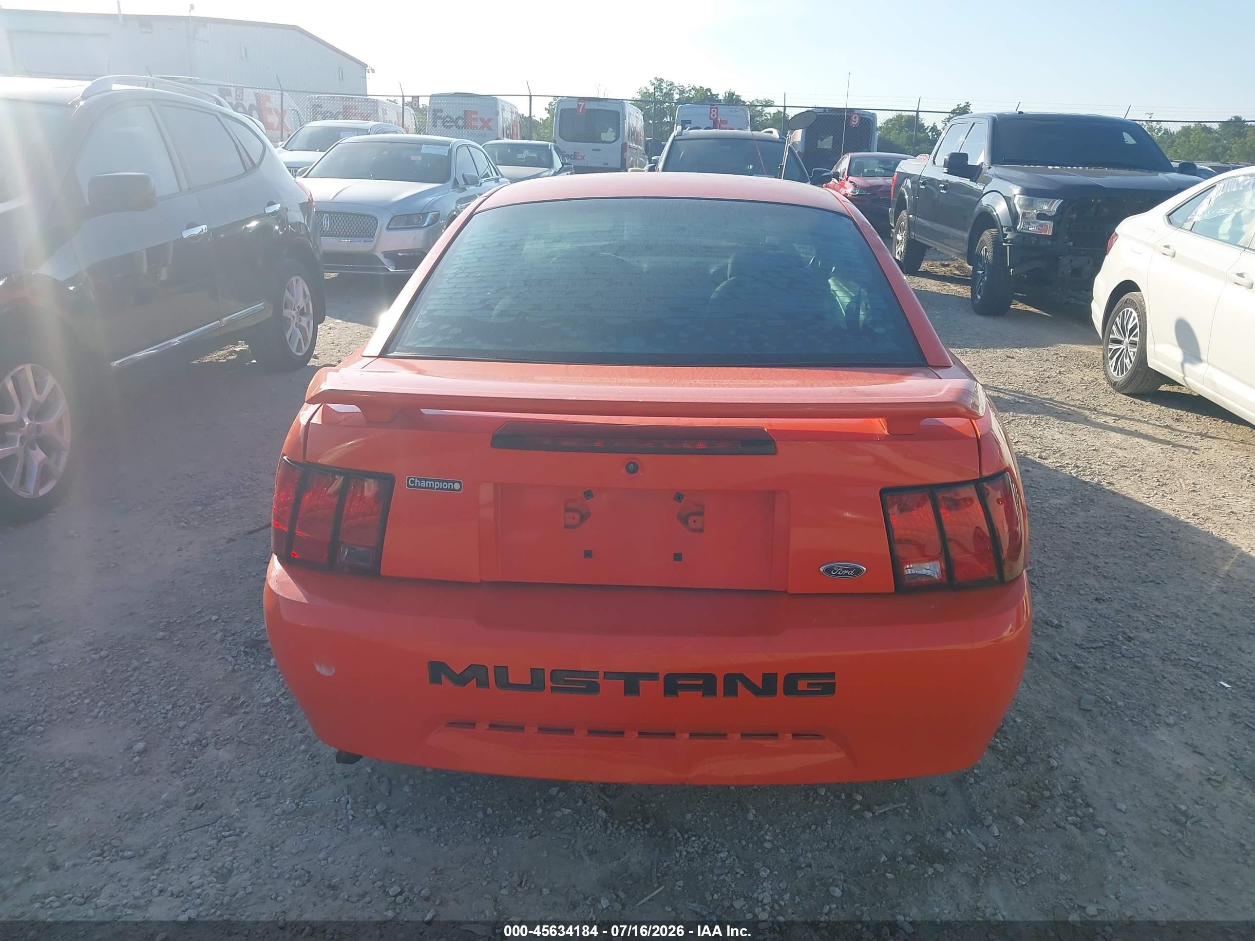 2004 Ford Mustang   Orange vin: 1FAFP40434F121811