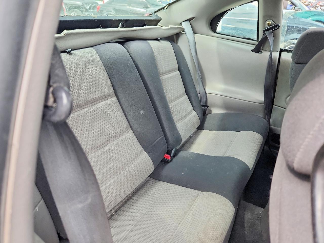 2001 Ford Mustang White vin: 1FAFP40441F121134