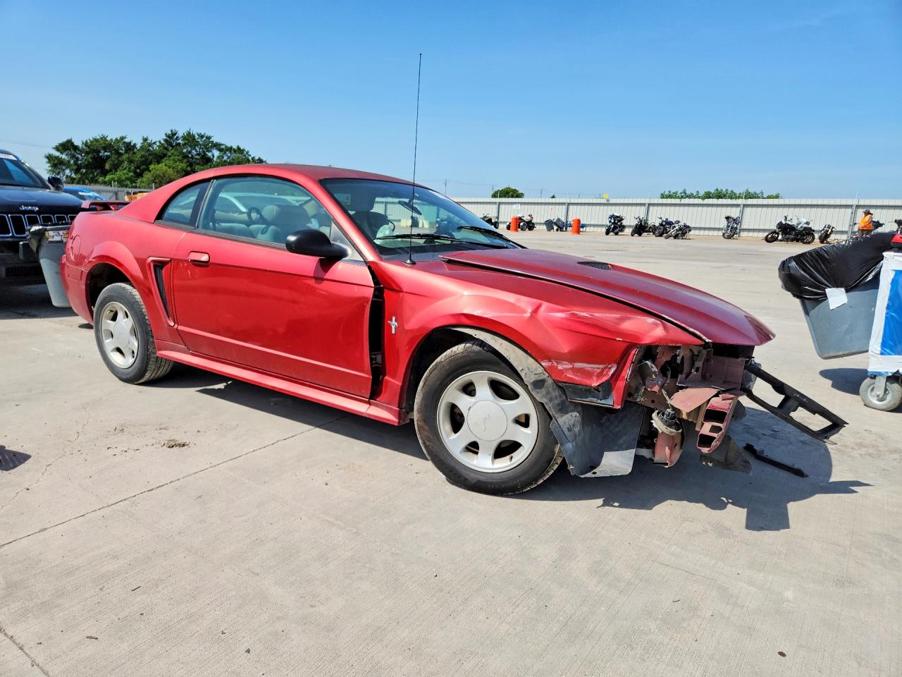 2001 Ford Mustang Red vin: 1FAFP40441F207267