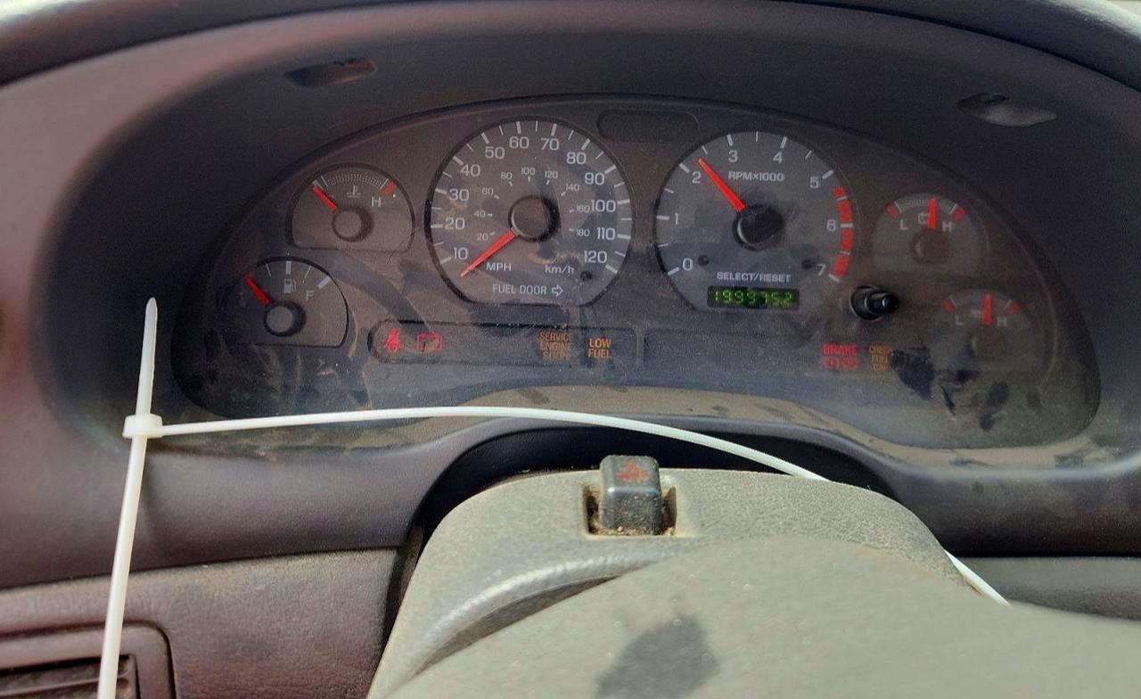 2001 Ford Mustang Серый vin: 1FAFP40441F231858