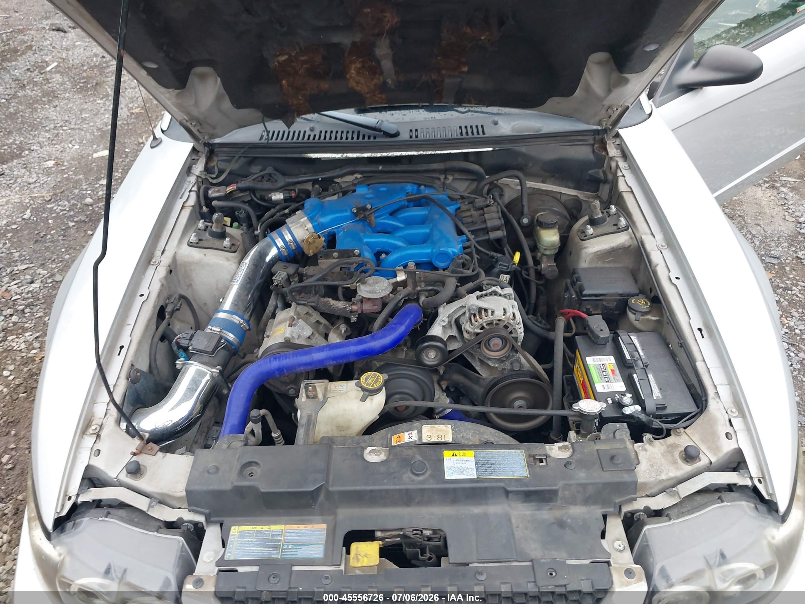2001 Ford Mustang   Серый vin: 1FAFP40441F261541