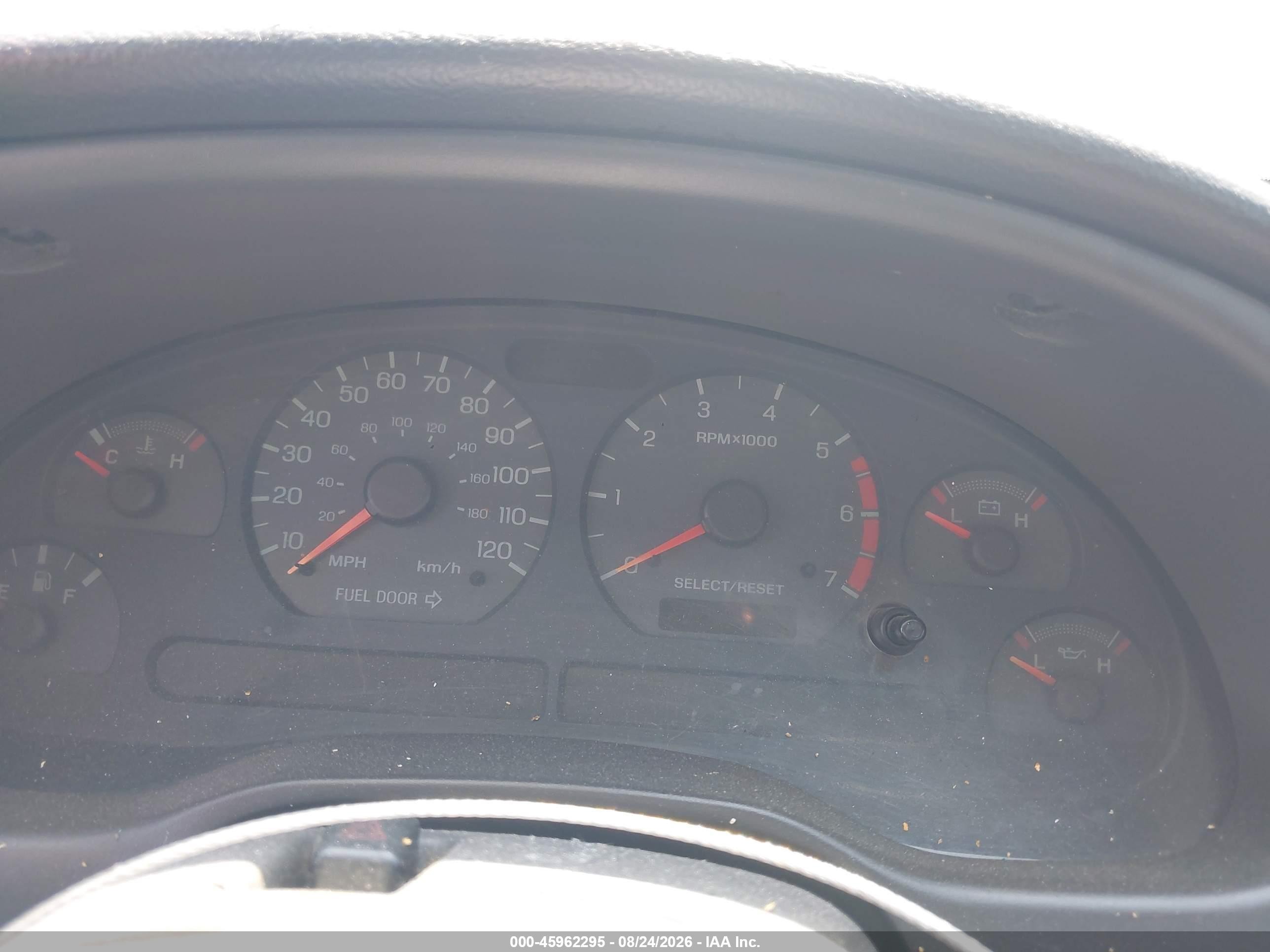 2002 Ford Mustang Gray vin: 1FAFP40442F150618