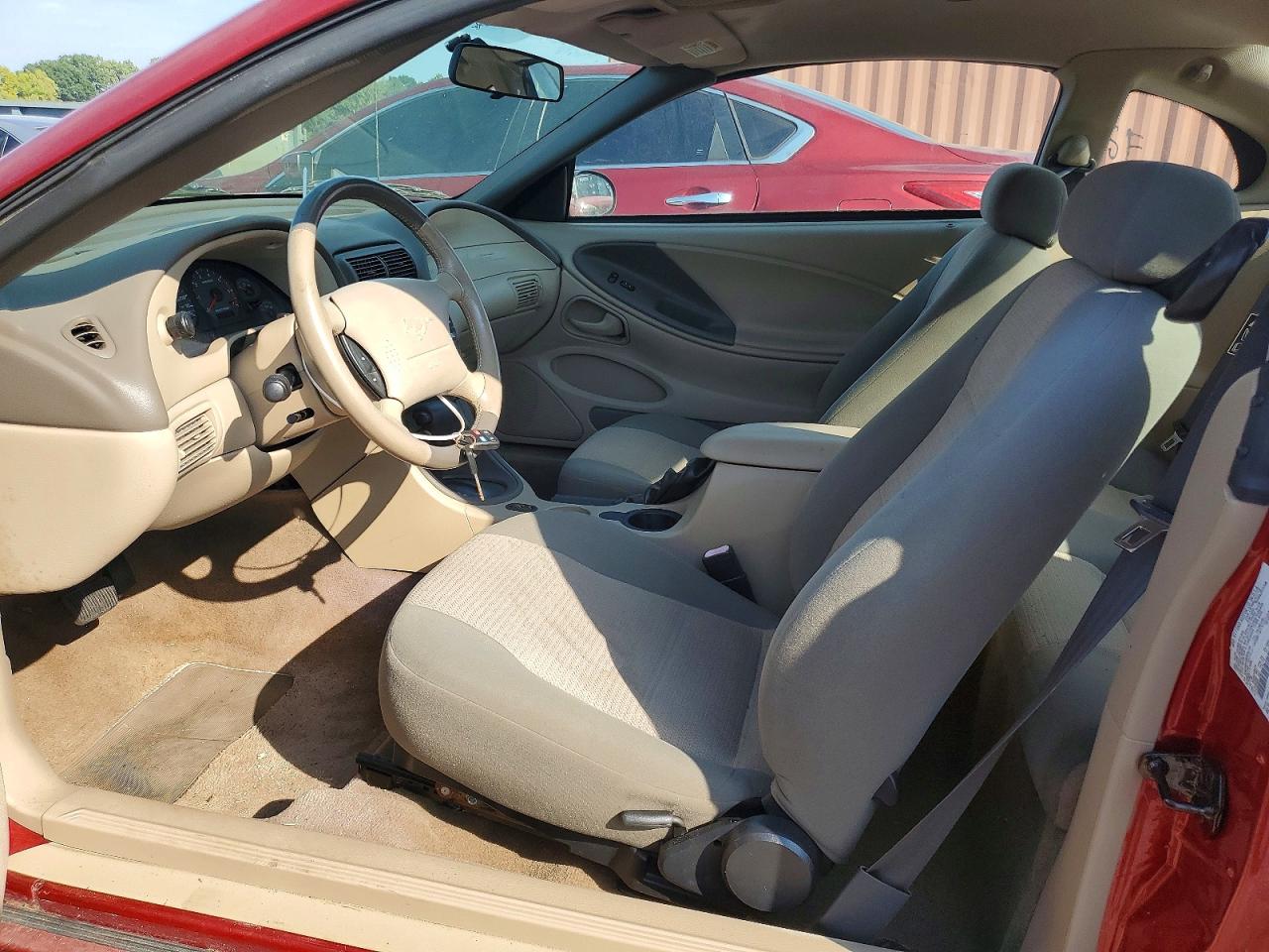 2003 Ford Mustang Red vin: 1FAFP40443F303922
