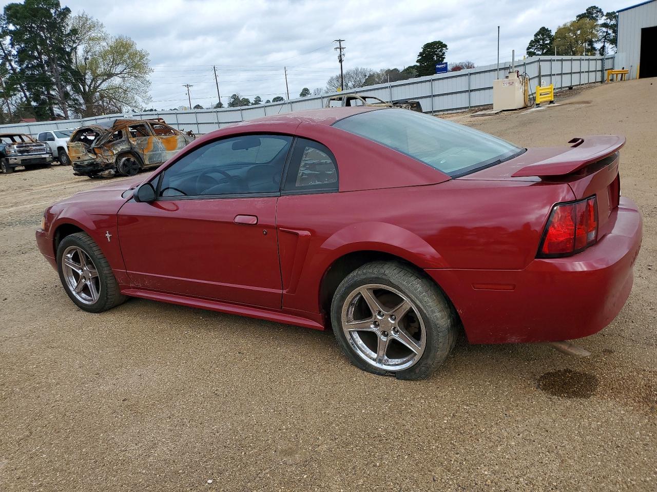 2003 Ford Mustang Maroon vin: 1FAFP40443F327699