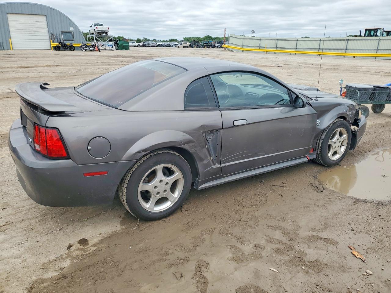 2004 Ford Mustang Gray vin: 1FAFP40444F111918
