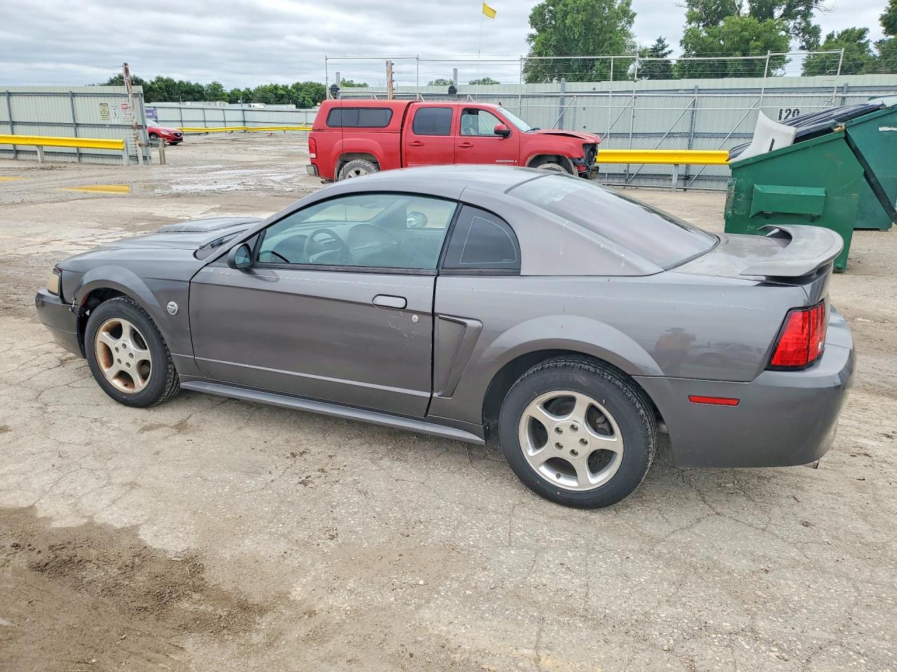 2004 Ford Mustang Gray vin: 1FAFP40444F111918
