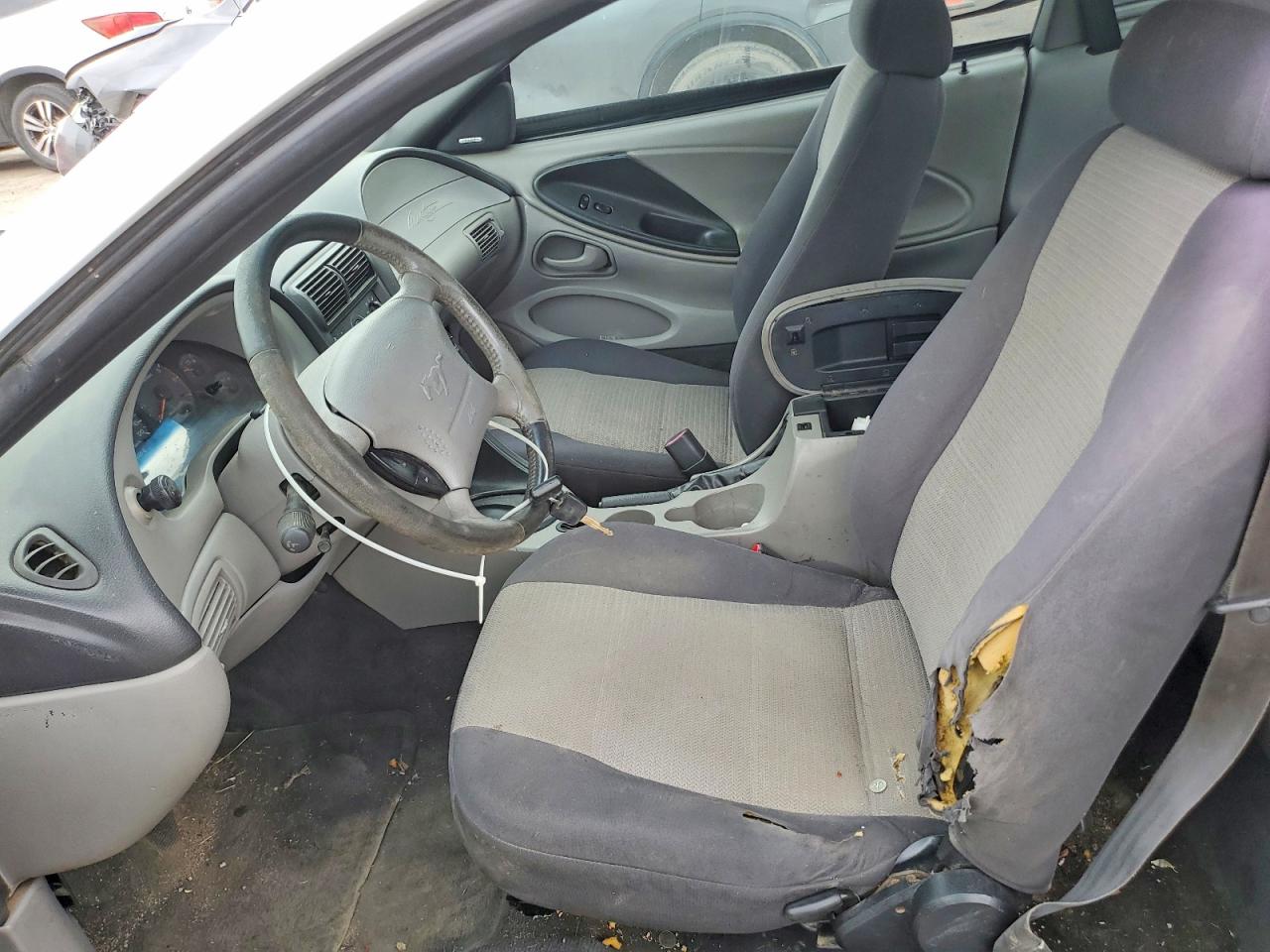 2004 Ford Mustang Silver vin: 1FAFP40444F118321