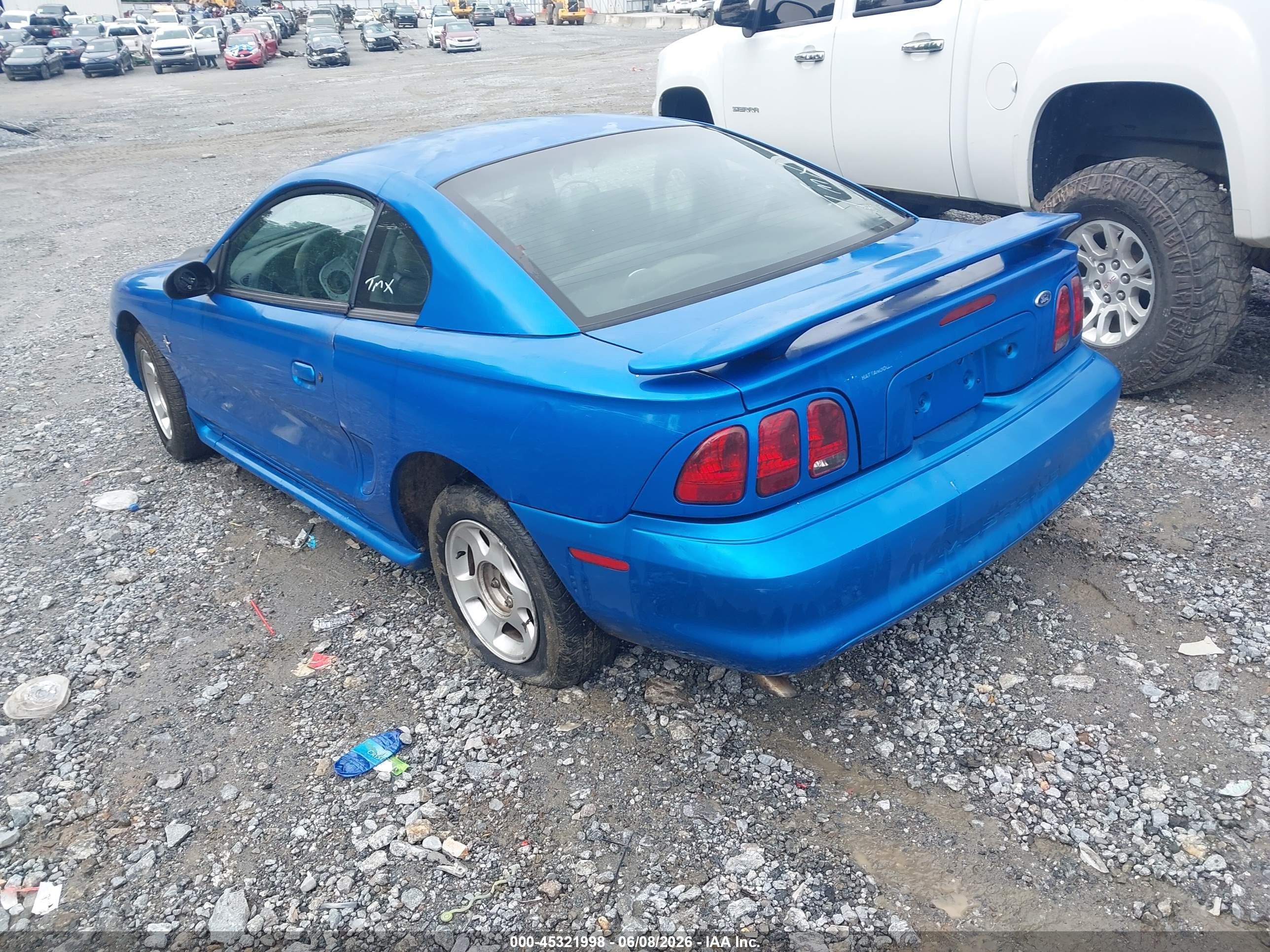 1998 Ford Mustang   Blue vin: 1FAFP4044WF121397
