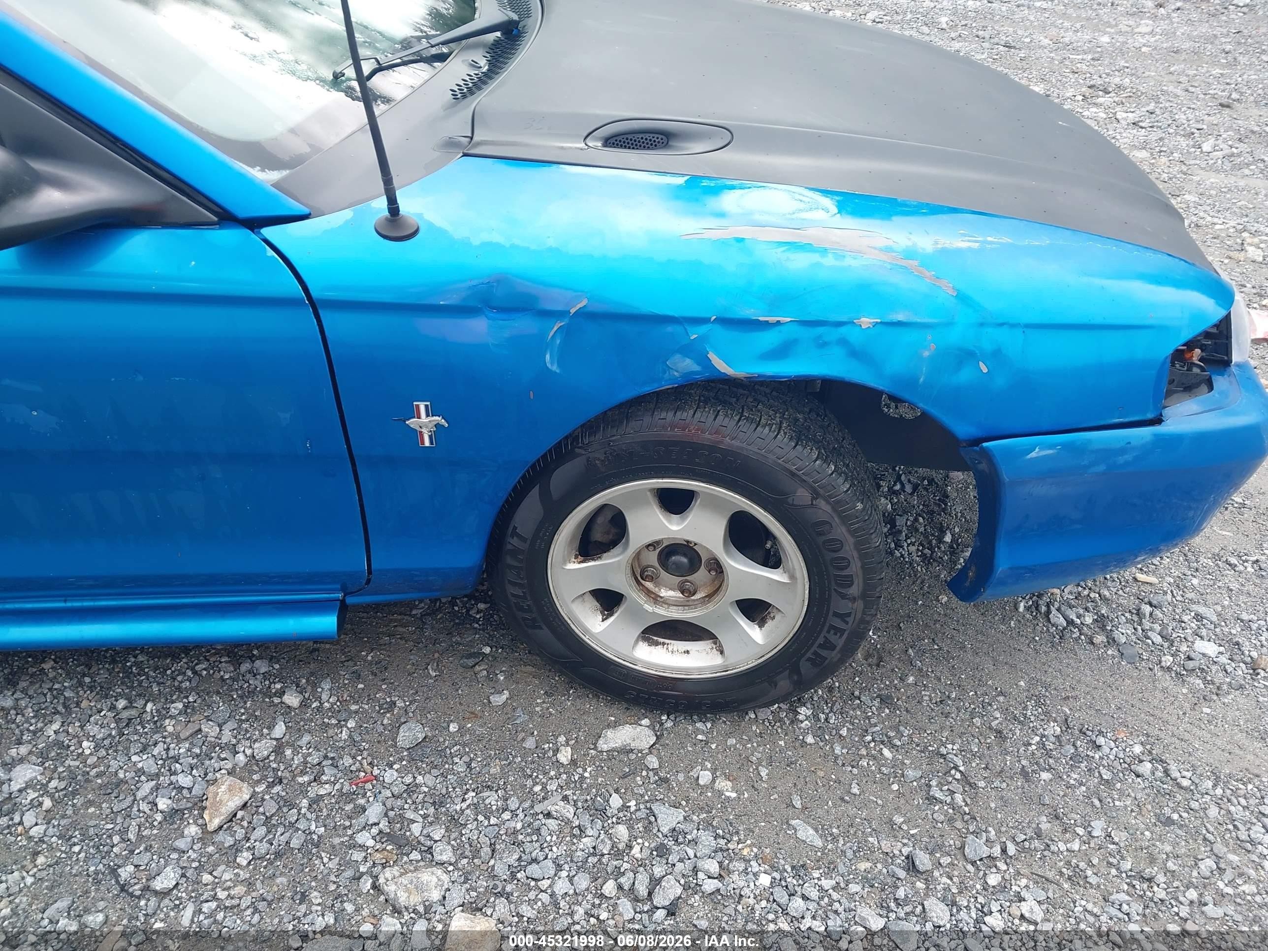 1998 Ford Mustang   Blue vin: 1FAFP4044WF121397