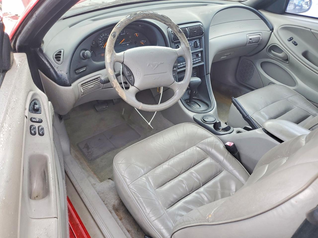 1998 Ford Mustang Red vin: 1FAFP4044WF194141