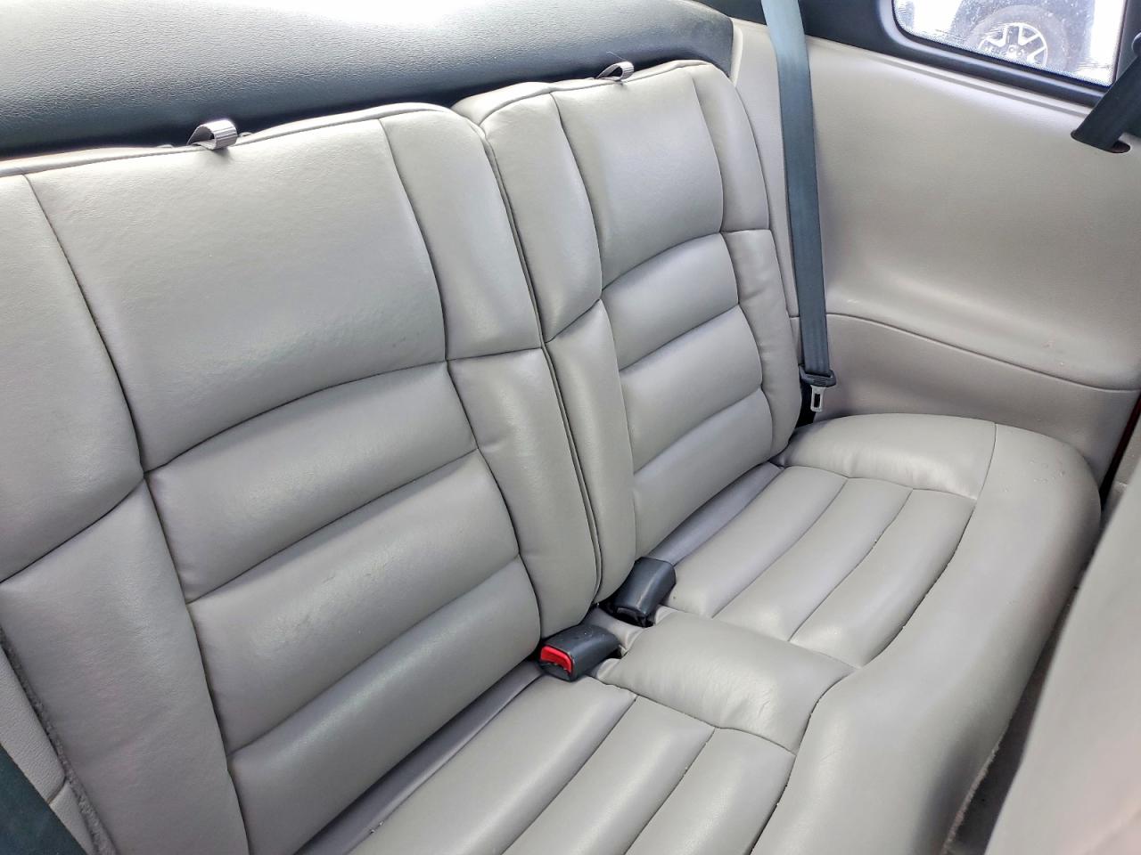 1998 Ford Mustang Red vin: 1FAFP4044WF194141