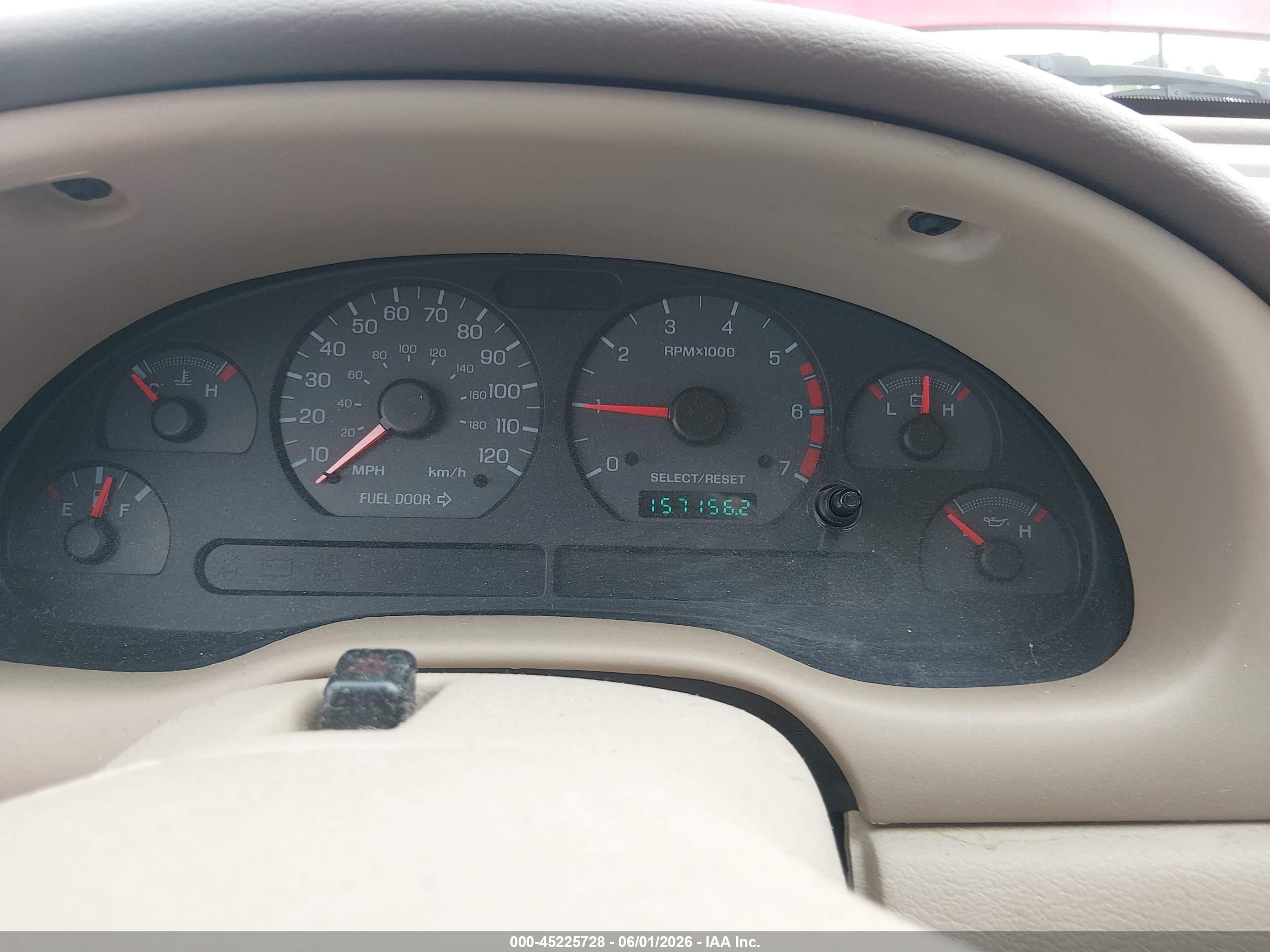 2000 Ford Mustang Red vin: 1FAFP4044YF315706