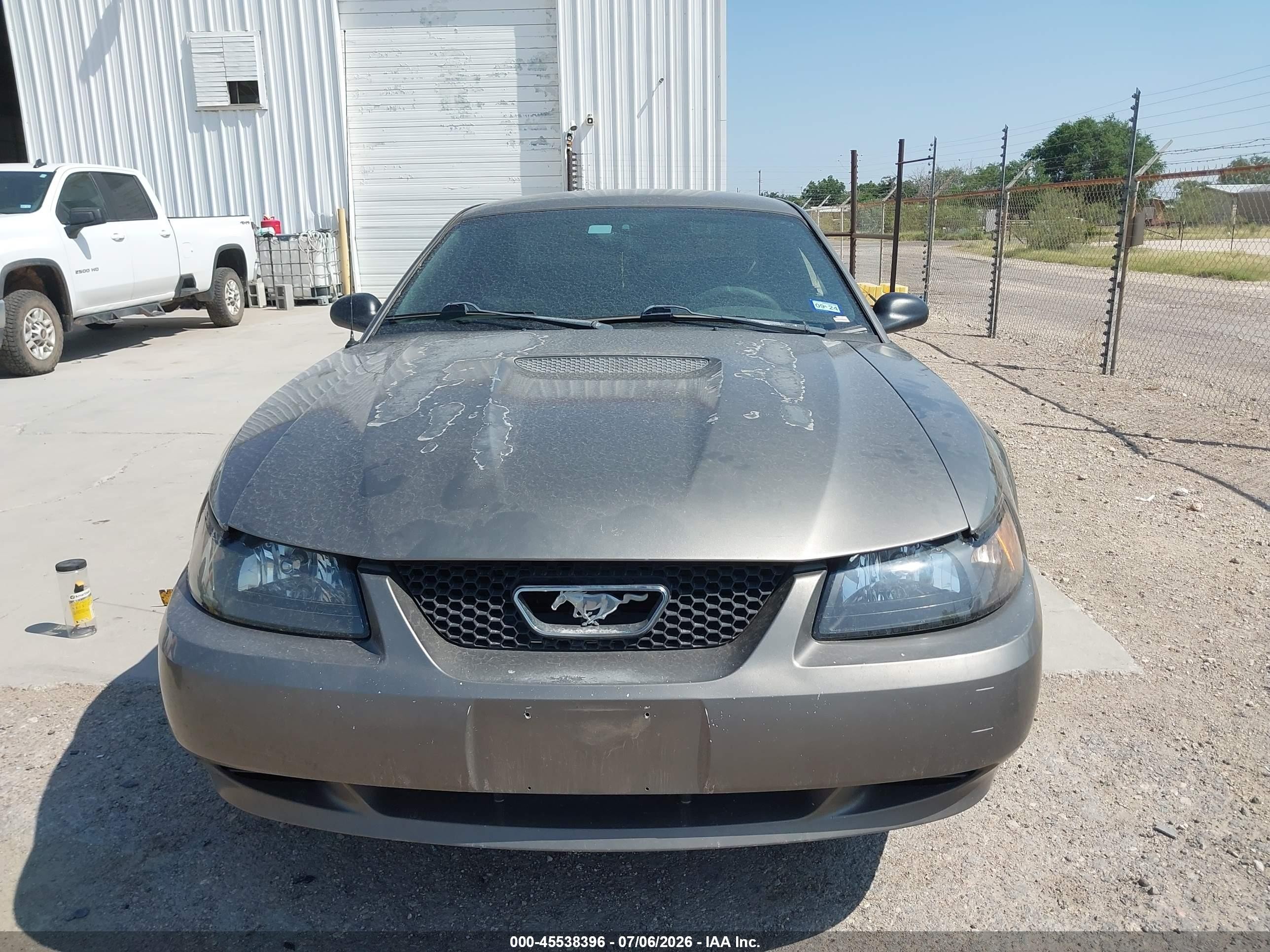 2002 Ford Mustang Deluxe/premium/standard Black vin: 1FAFP40452F174765