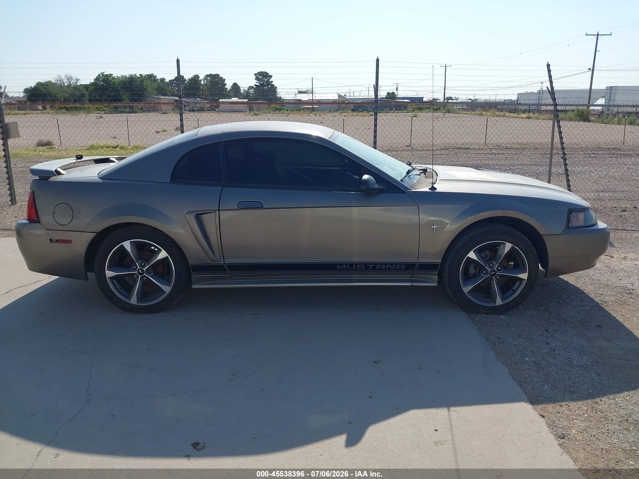 2002 Ford Mustang Deluxe/premium/standard Black vin: 1FAFP40452F174765