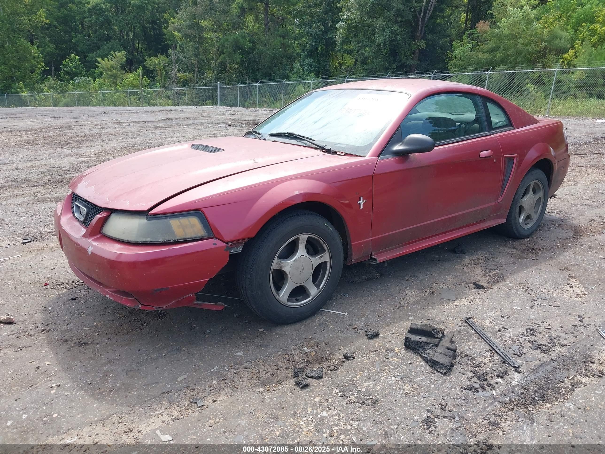 2002 Ford Mustang   Maroon vin: 1FAFP40452F206744