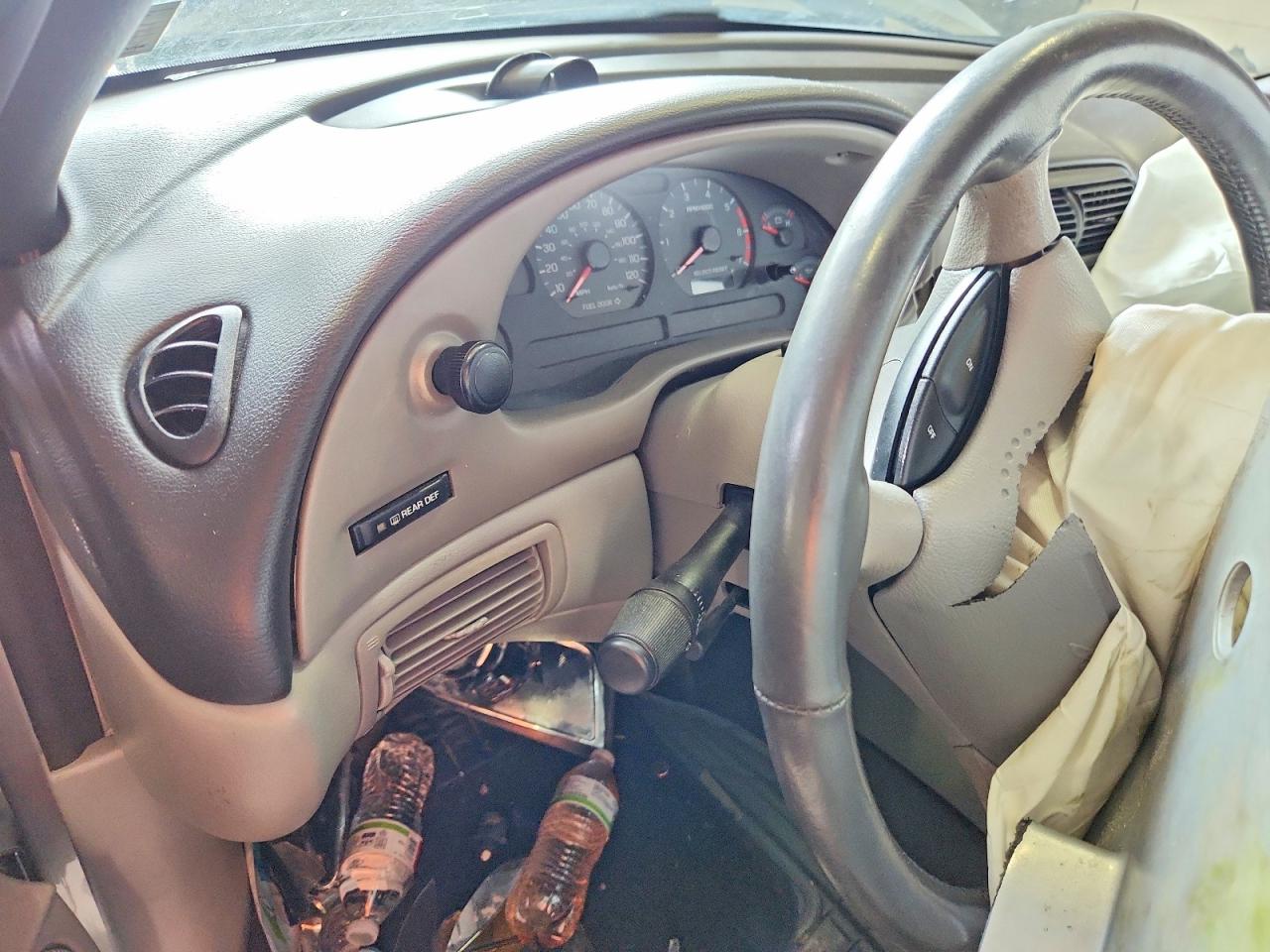 1999 Ford Mustang Silver vin: 1FAFP4045XF232736