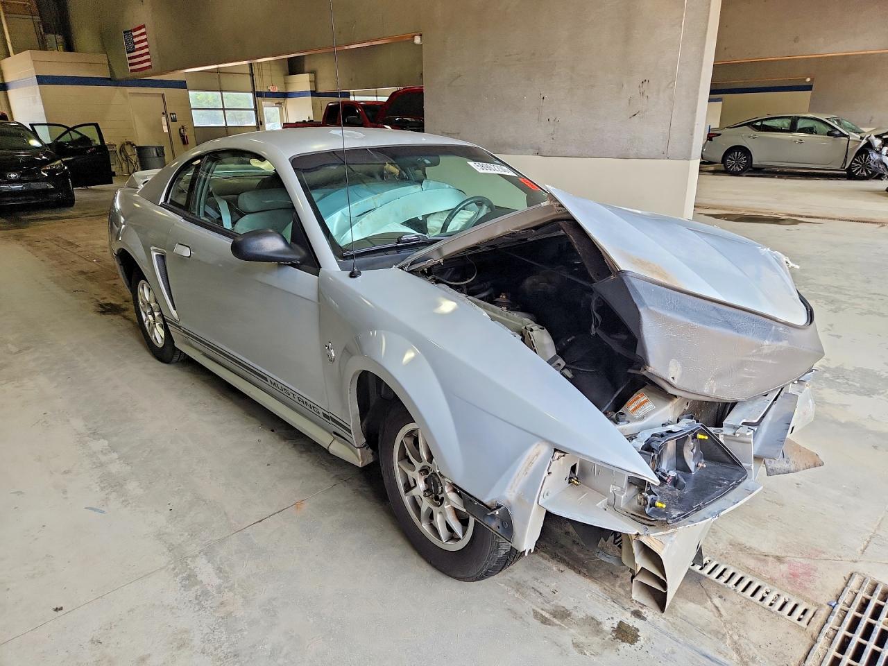 1999 Ford Mustang Silver vin: 1FAFP4045XF232736