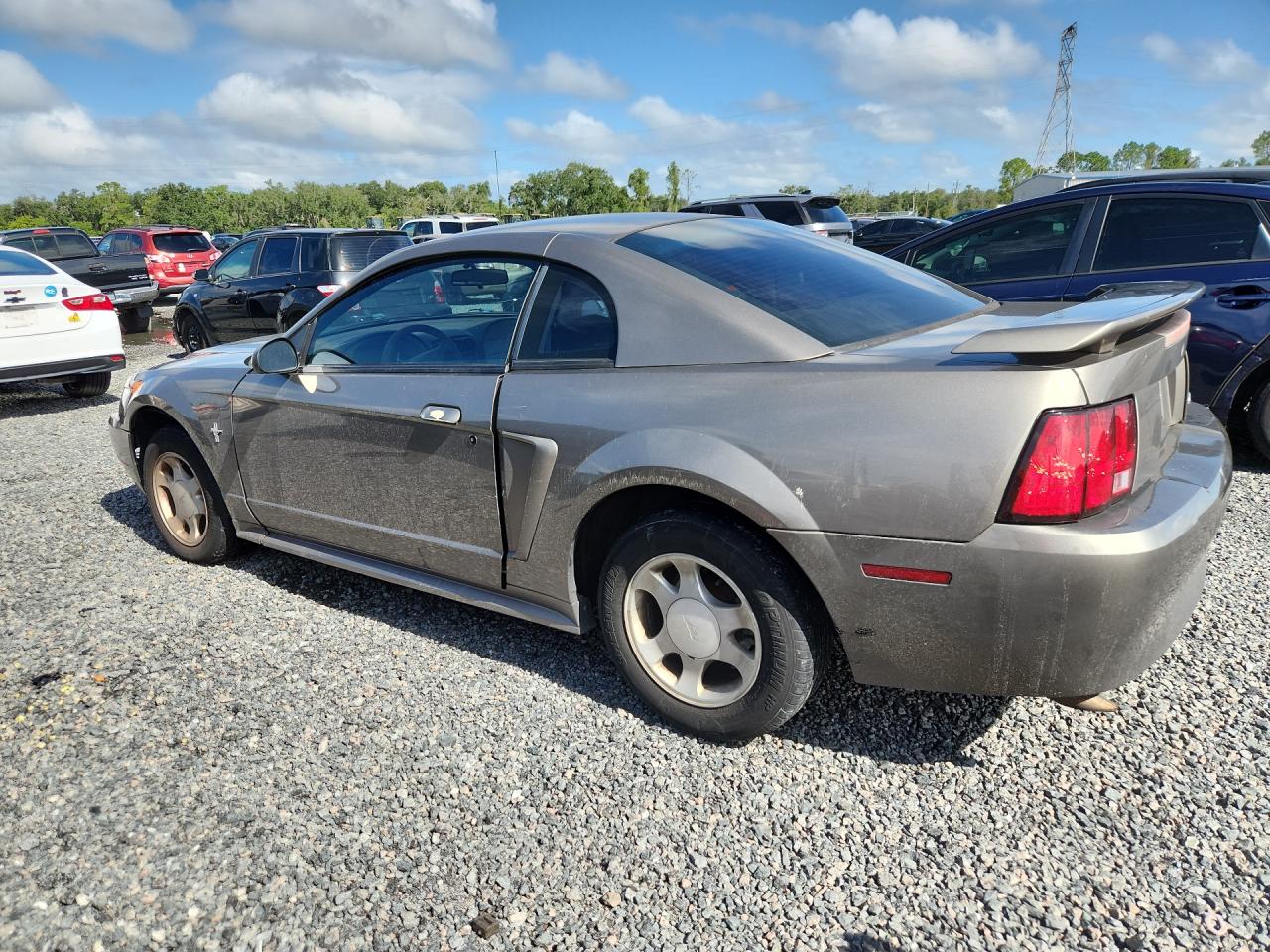 2001 Ford Mustang Gray vin: 1FAFP40461F260603