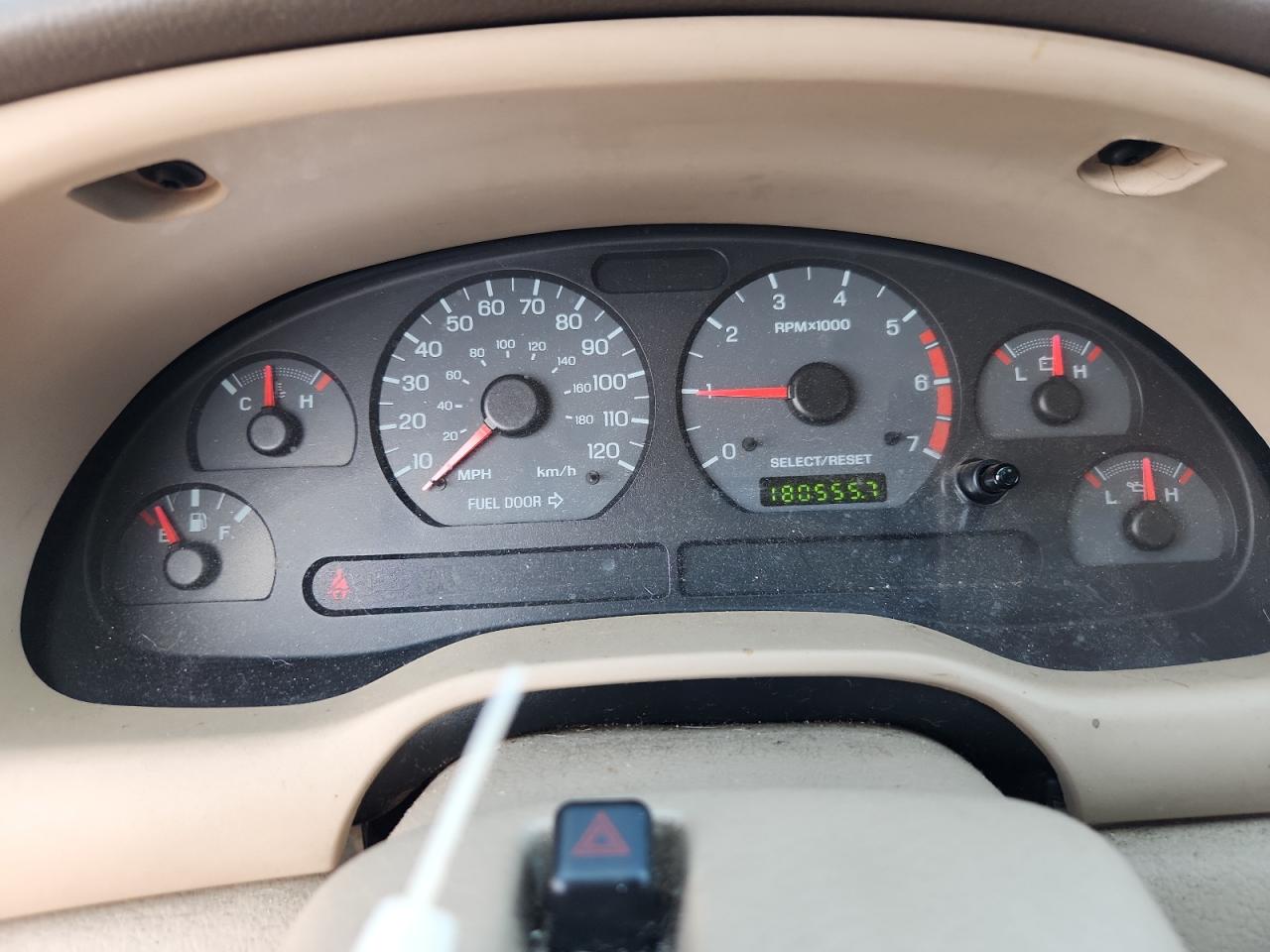 2001 Ford Mustang Gray vin: 1FAFP40461F260603
