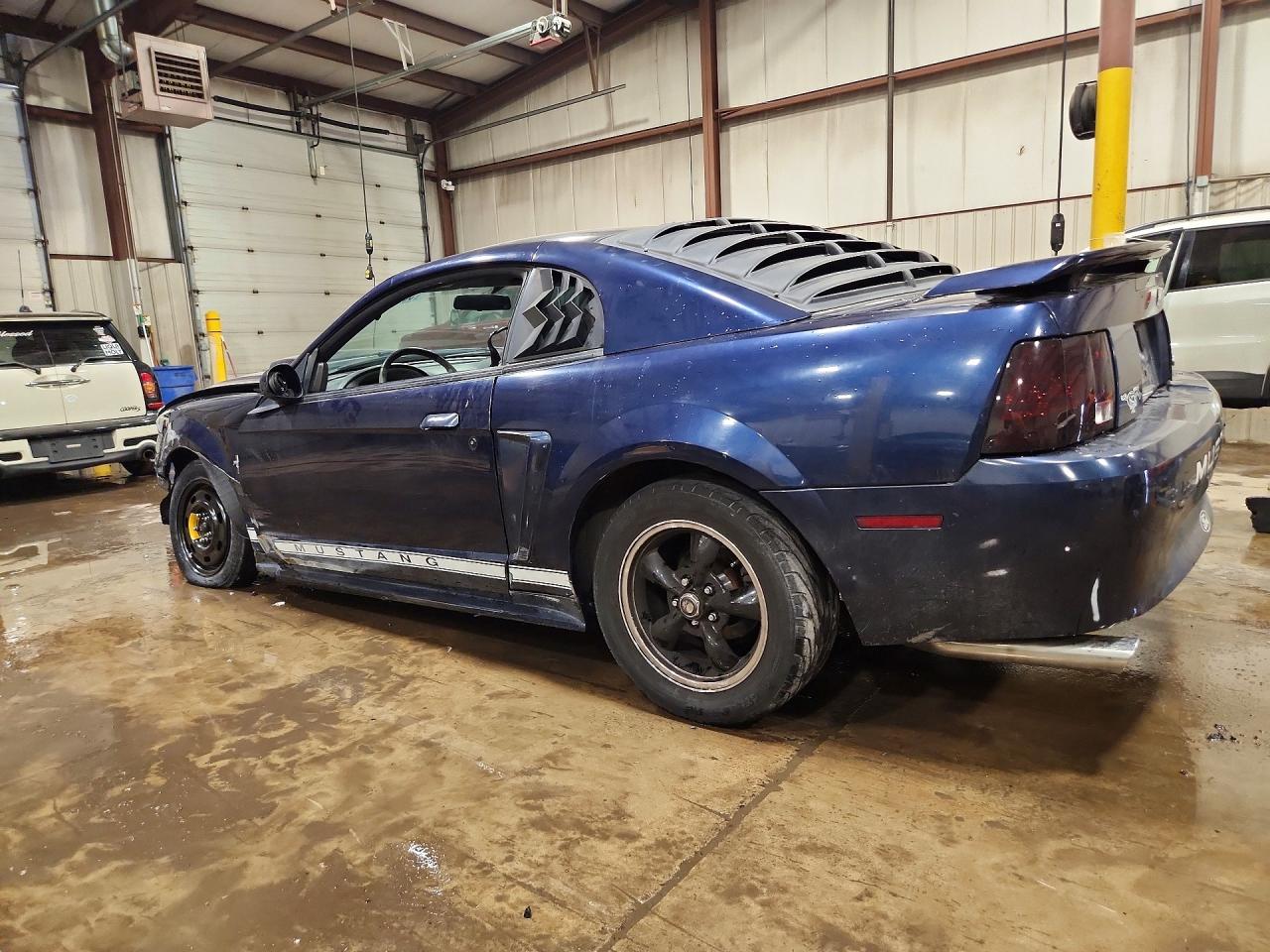 2002 Ford Mustang Blue vin: 1FAFP40462F159174