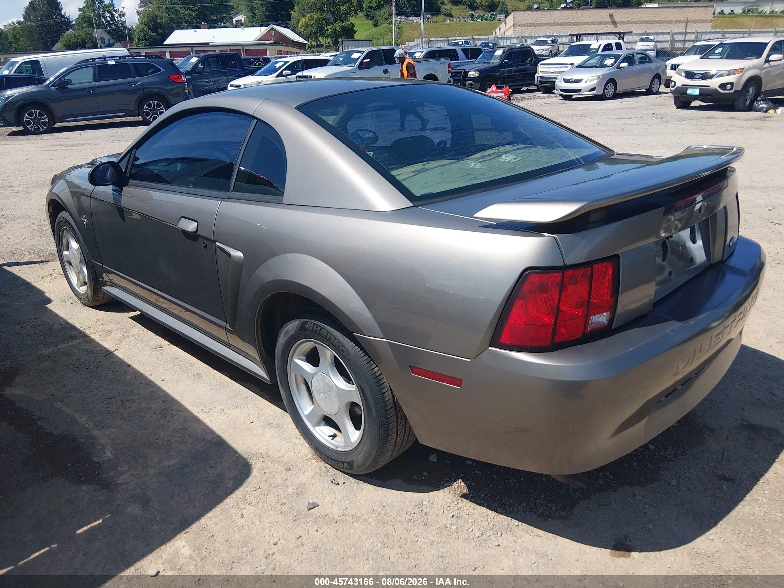 2002 Ford Mustang   Gray vin: 1FAFP40462F165993