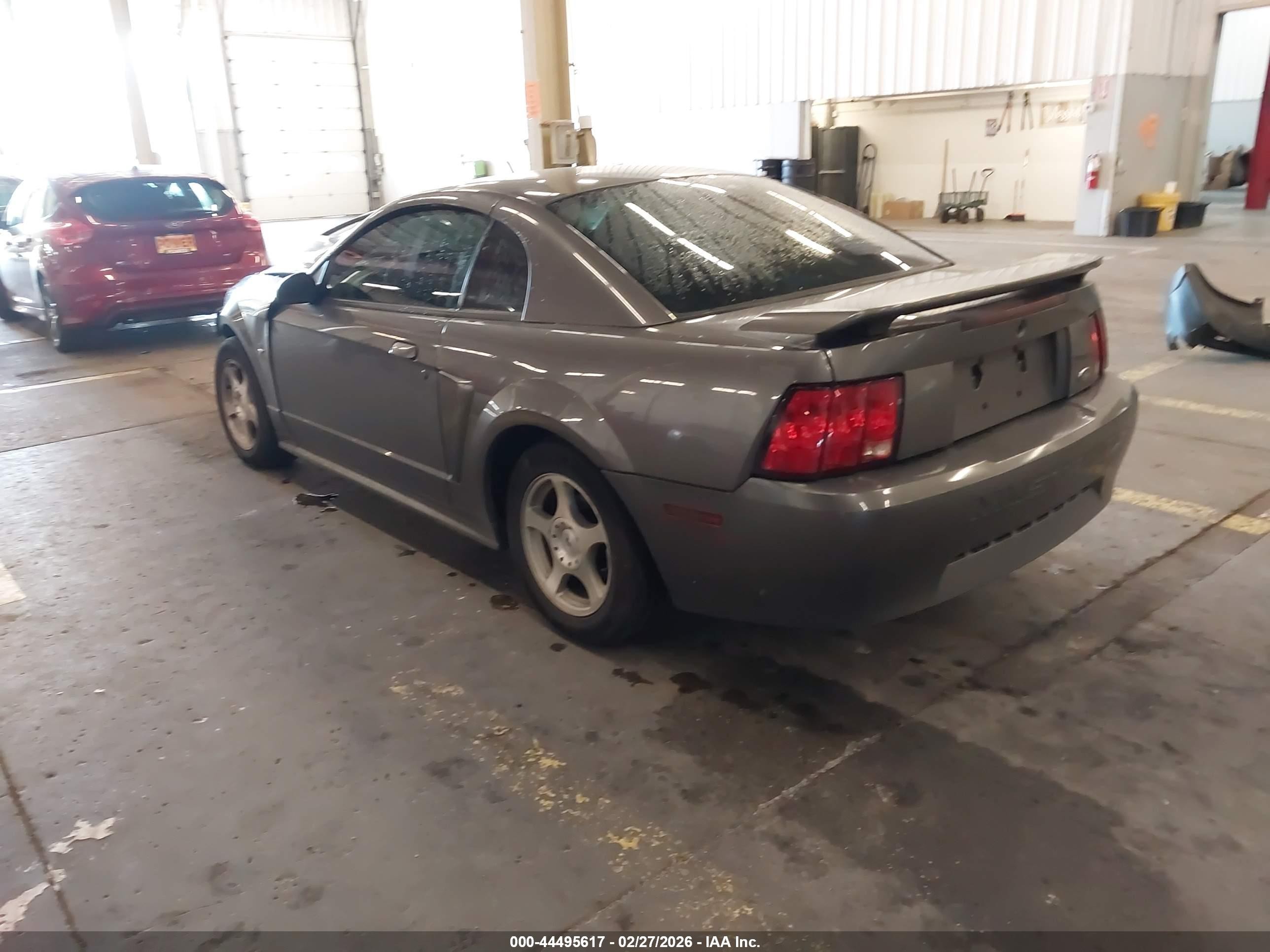 2003 Ford Mustang Серый vin: 1FAFP40463F452784