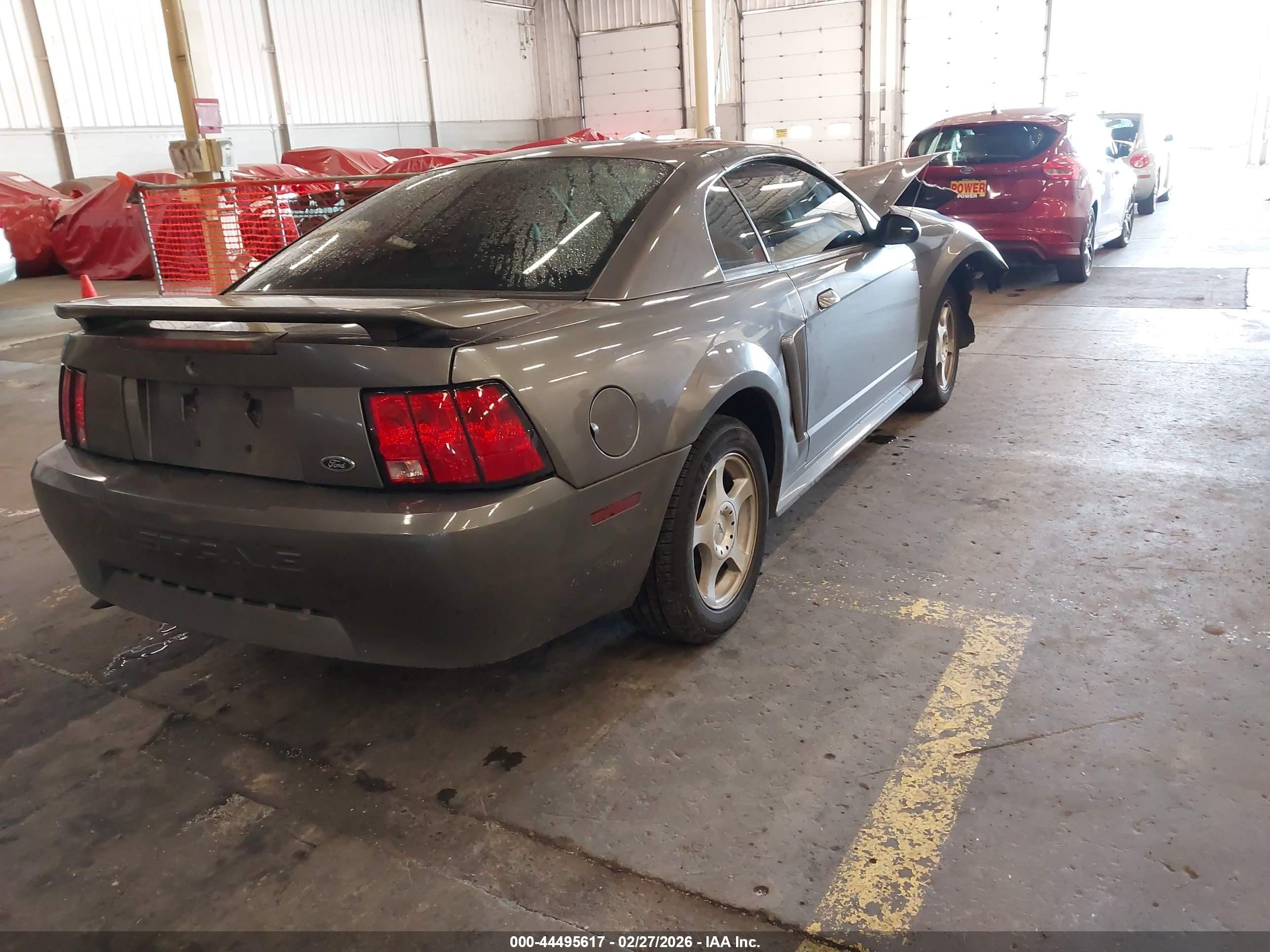 2003 Ford Mustang Серый vin: 1FAFP40463F452784