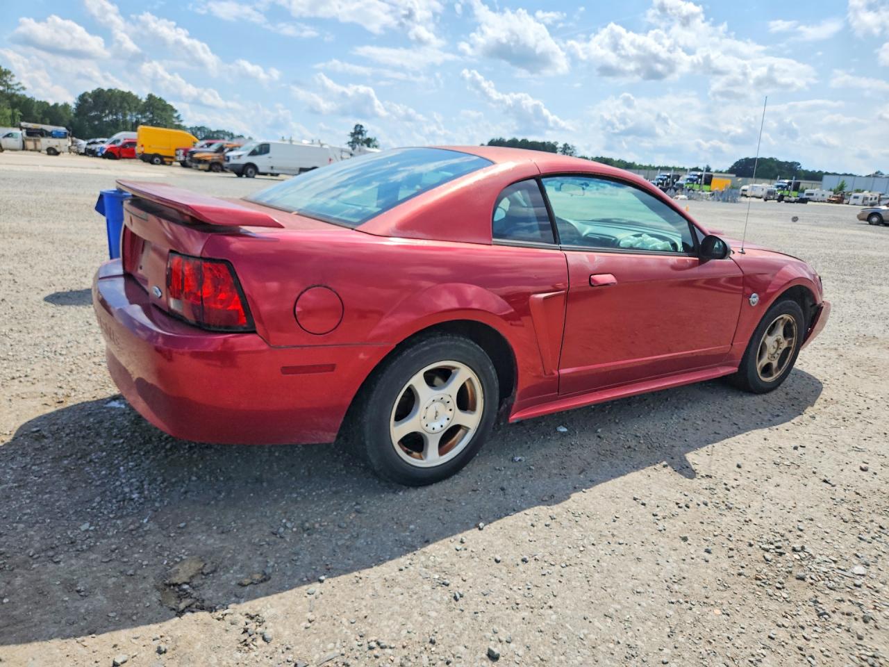 2004 Ford Mustang Red vin: 1FAFP40464F106462