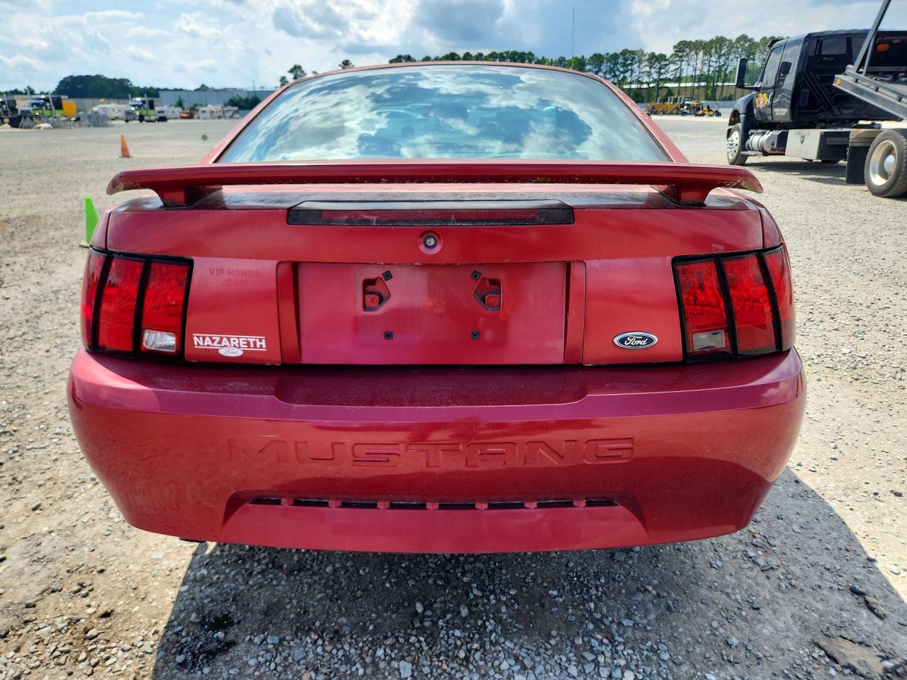 2004 Ford Mustang Red vin: 1FAFP40464F106462