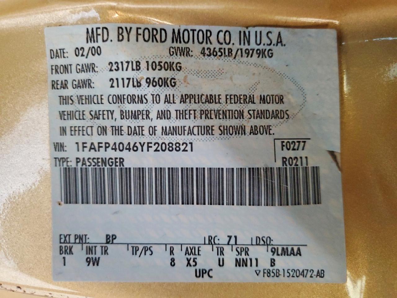 2000 Ford Mustang Gold vin: 1FAFP4046YF208821
