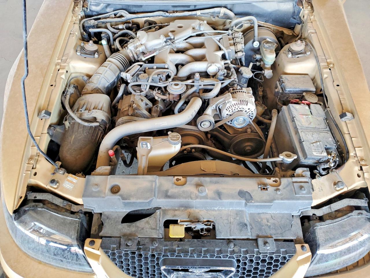 2000 Ford Mustang Gold vin: 1FAFP4046YF208821