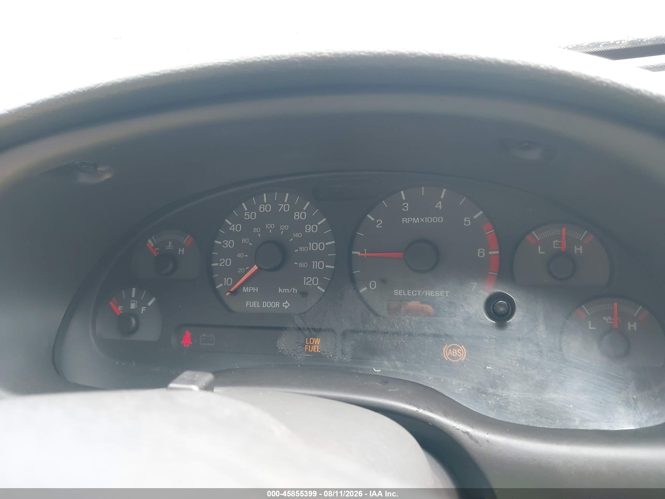 2000 Ford Mustang Red vin: 1FAFP4046YF262345