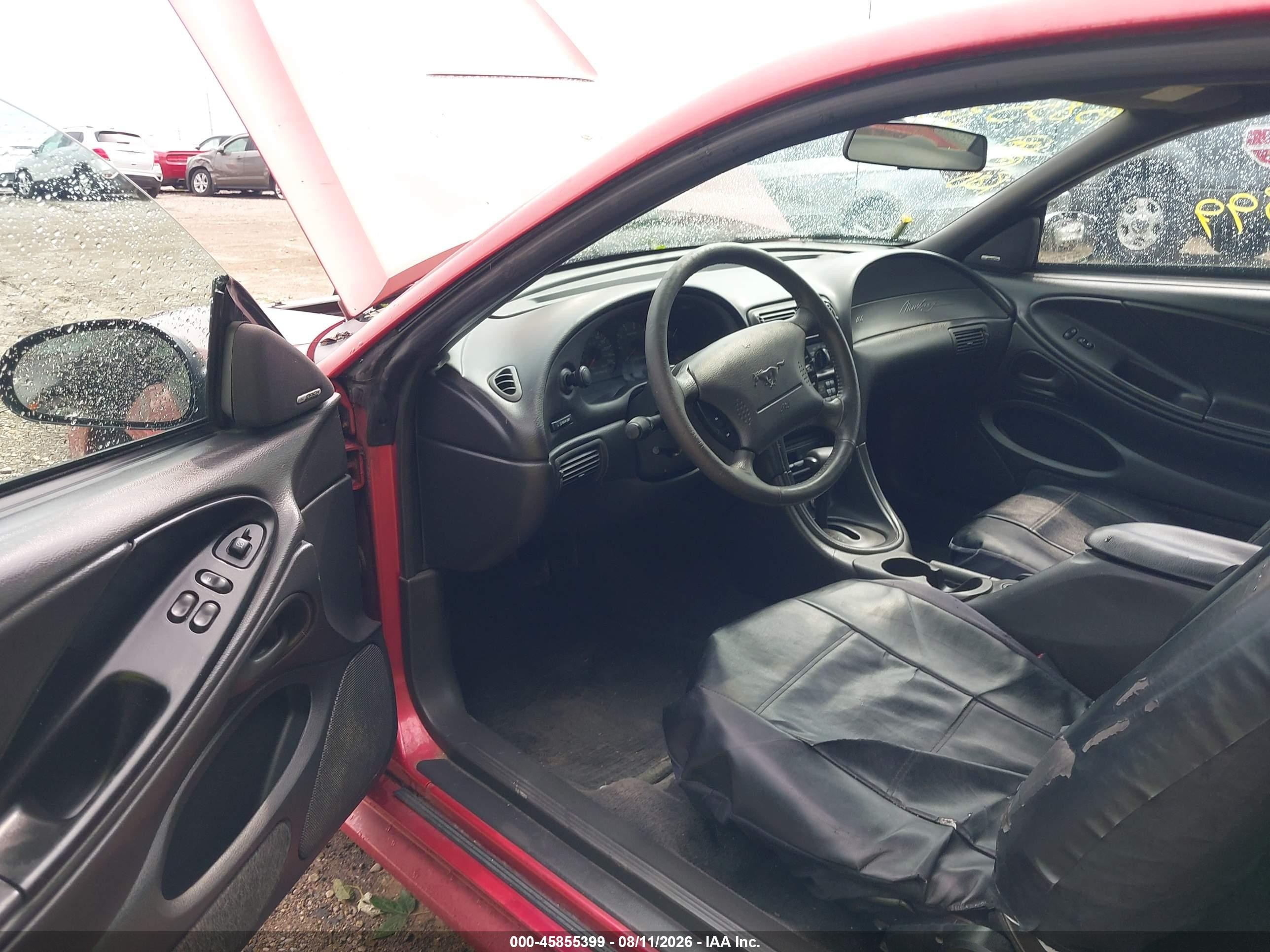 2000 Ford Mustang Red vin: 1FAFP4046YF262345