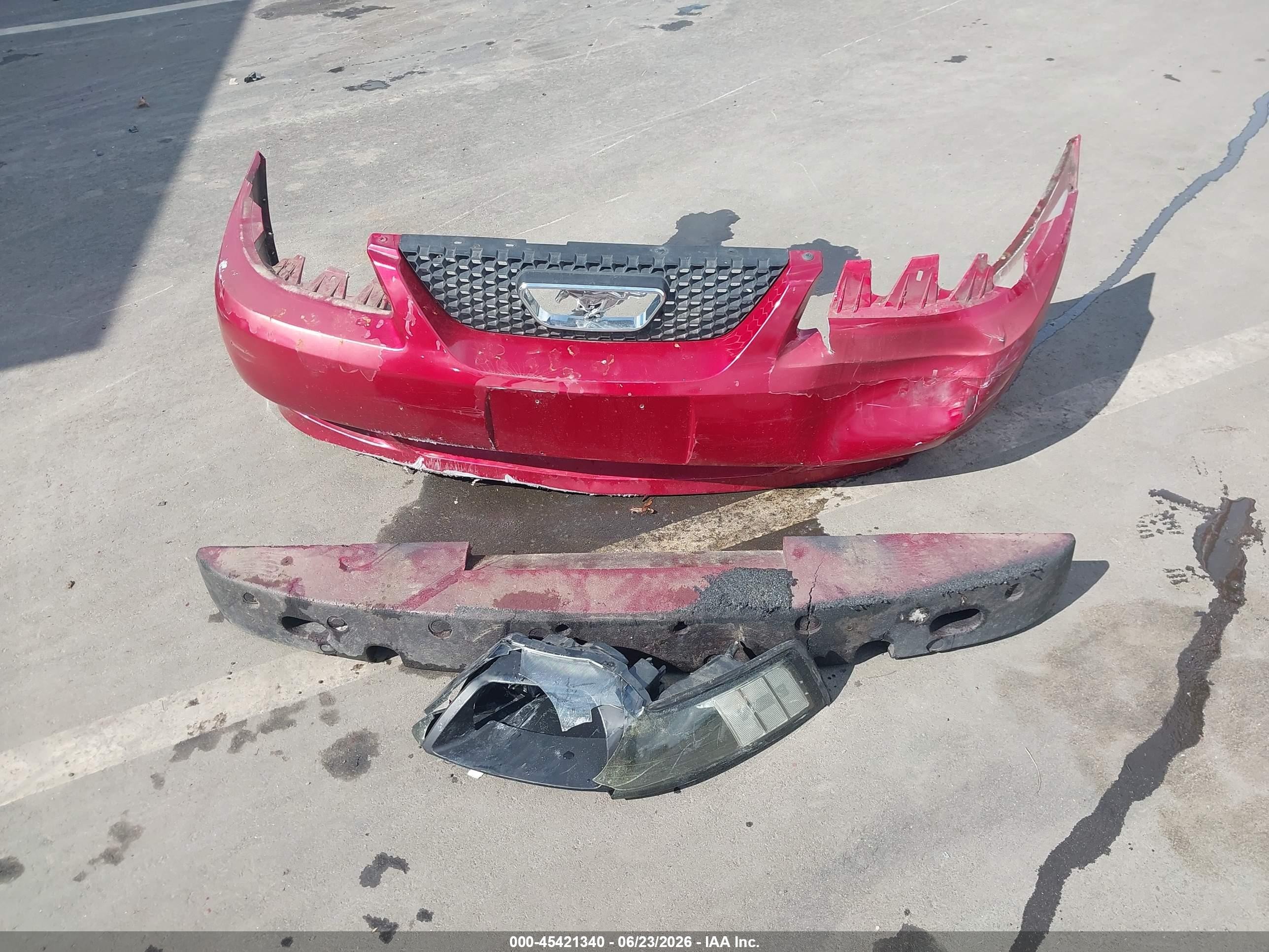 2002 Ford Mustang Deluxe/premium Red vin: 1FAFP40472F167865