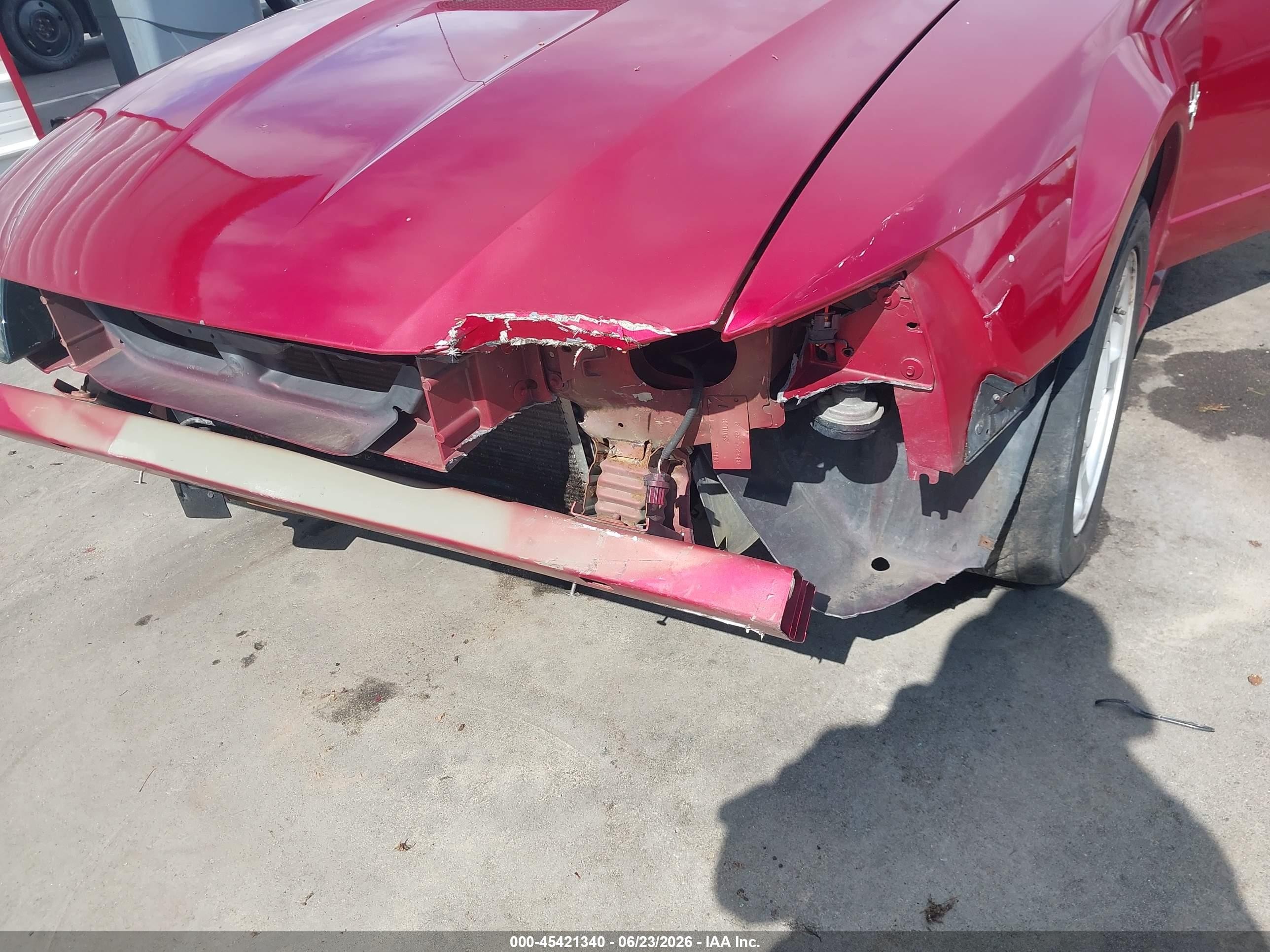 2002 Ford Mustang Deluxe/premium Red vin: 1FAFP40472F167865