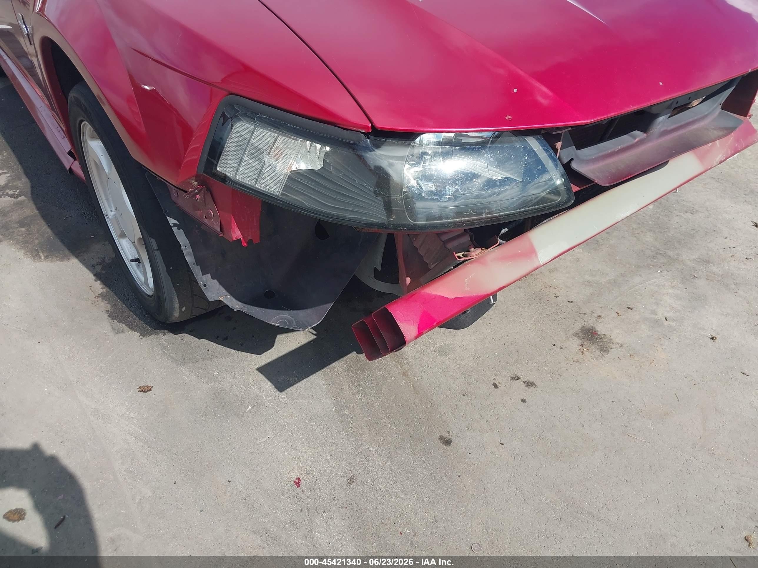 2002 Ford Mustang Deluxe/premium Red vin: 1FAFP40472F167865